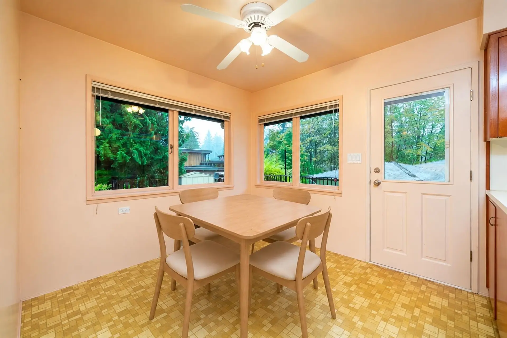 2870 Thorncliffe Drive - Image 9