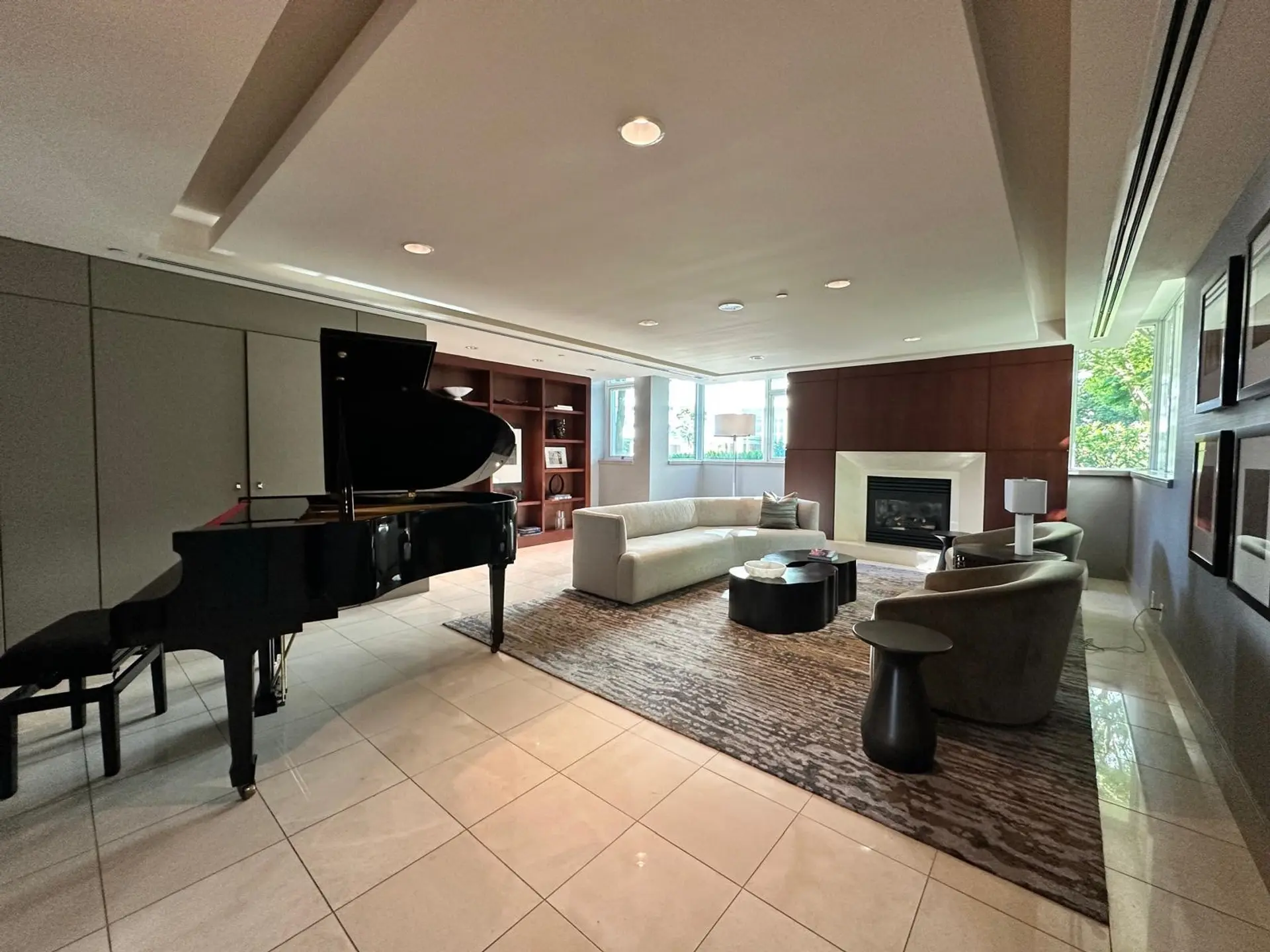 #402 1777 Bayshore Drive - Image 3