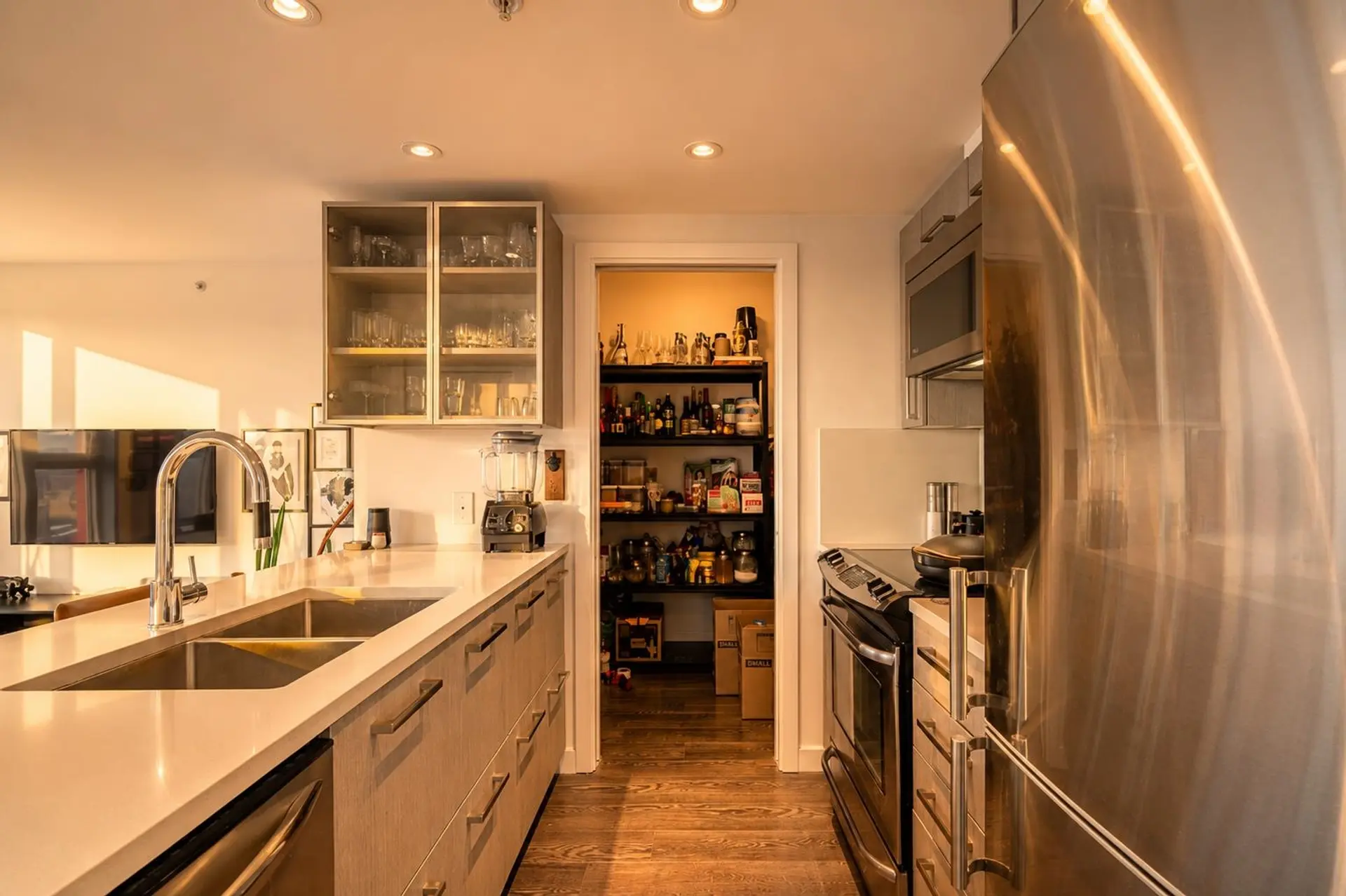 #1110 933 E Hastings Street - Image 8