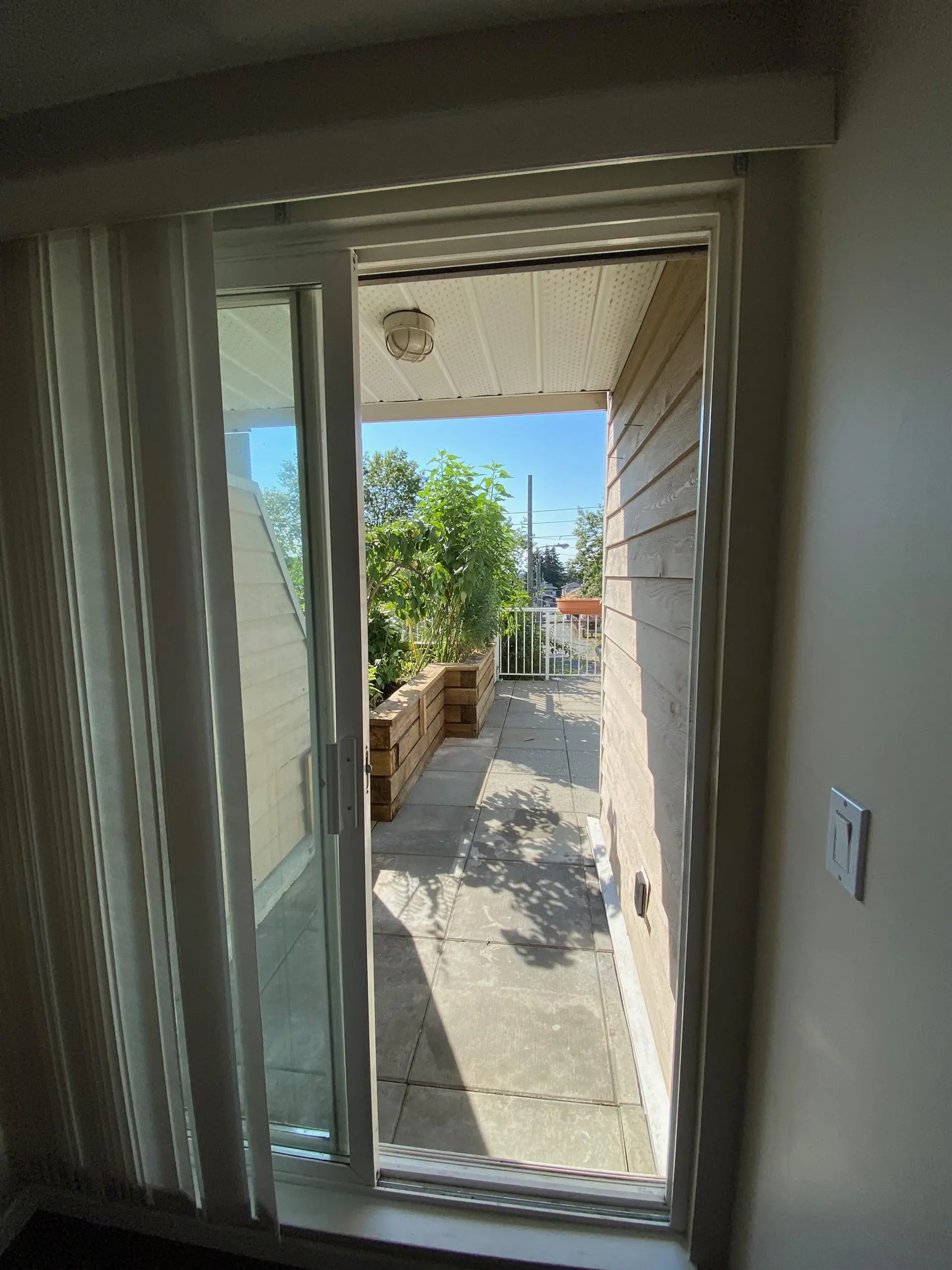 #210 6991 Victoria Drive - Image 11