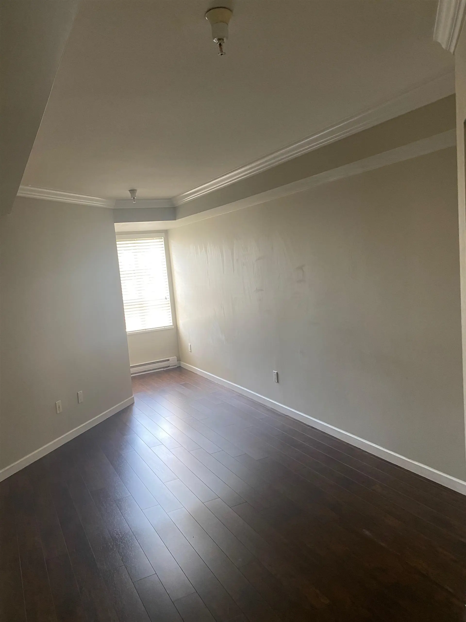 #210 6991 Victoria Drive - Image 8