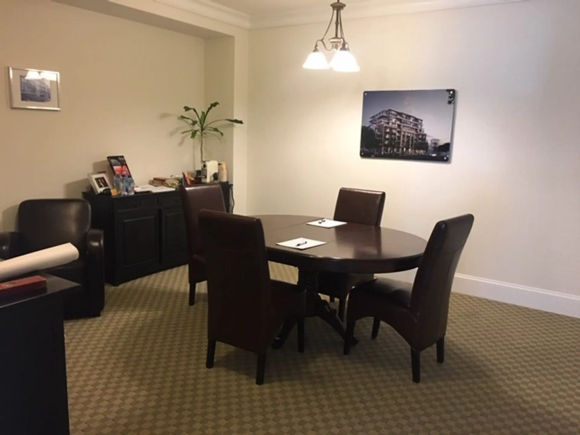 # 126 998 HARBOURSIDE DRIVE - Image 2