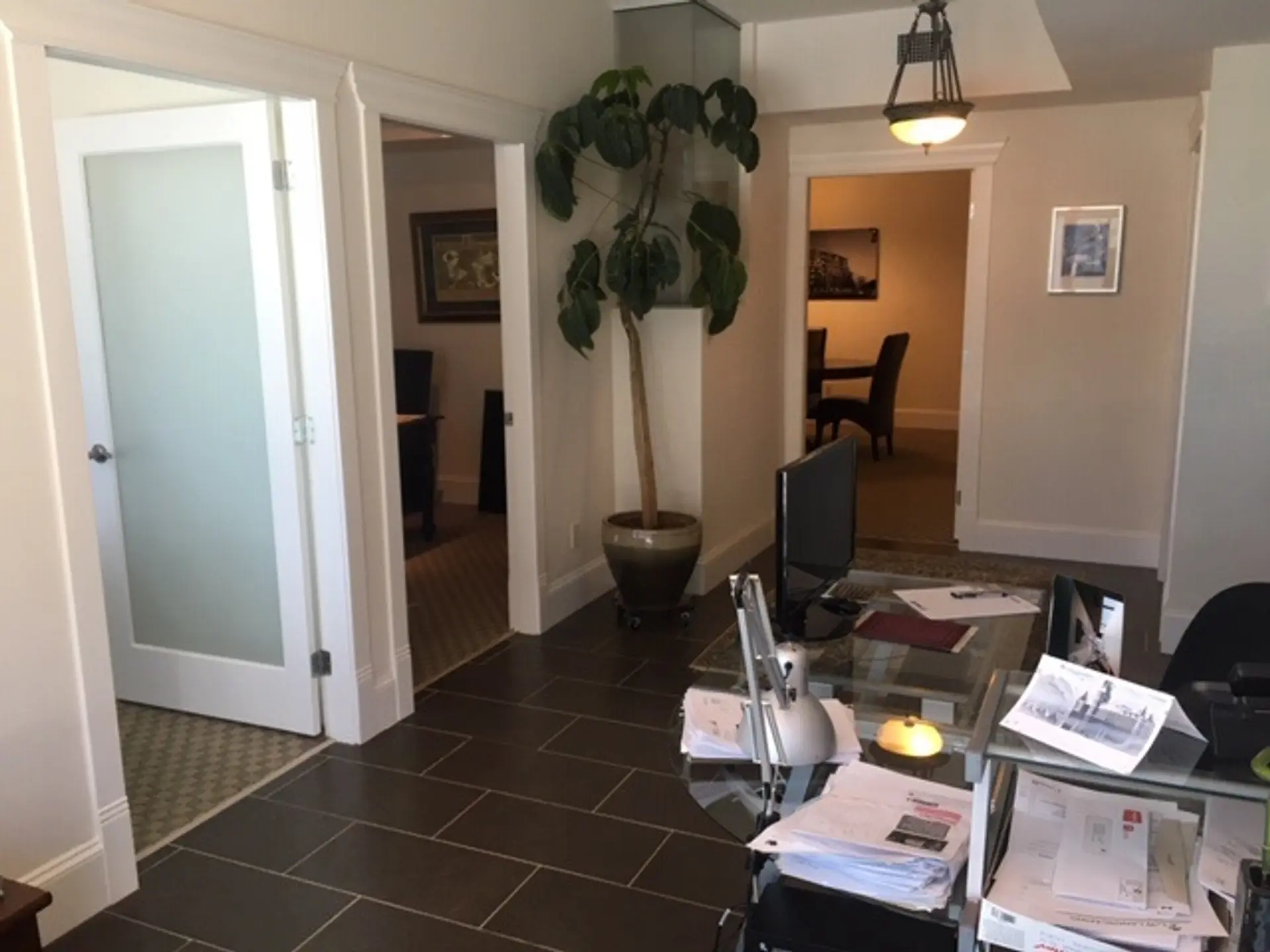 # 126 998 HARBOURSIDE DRIVE - Image 4