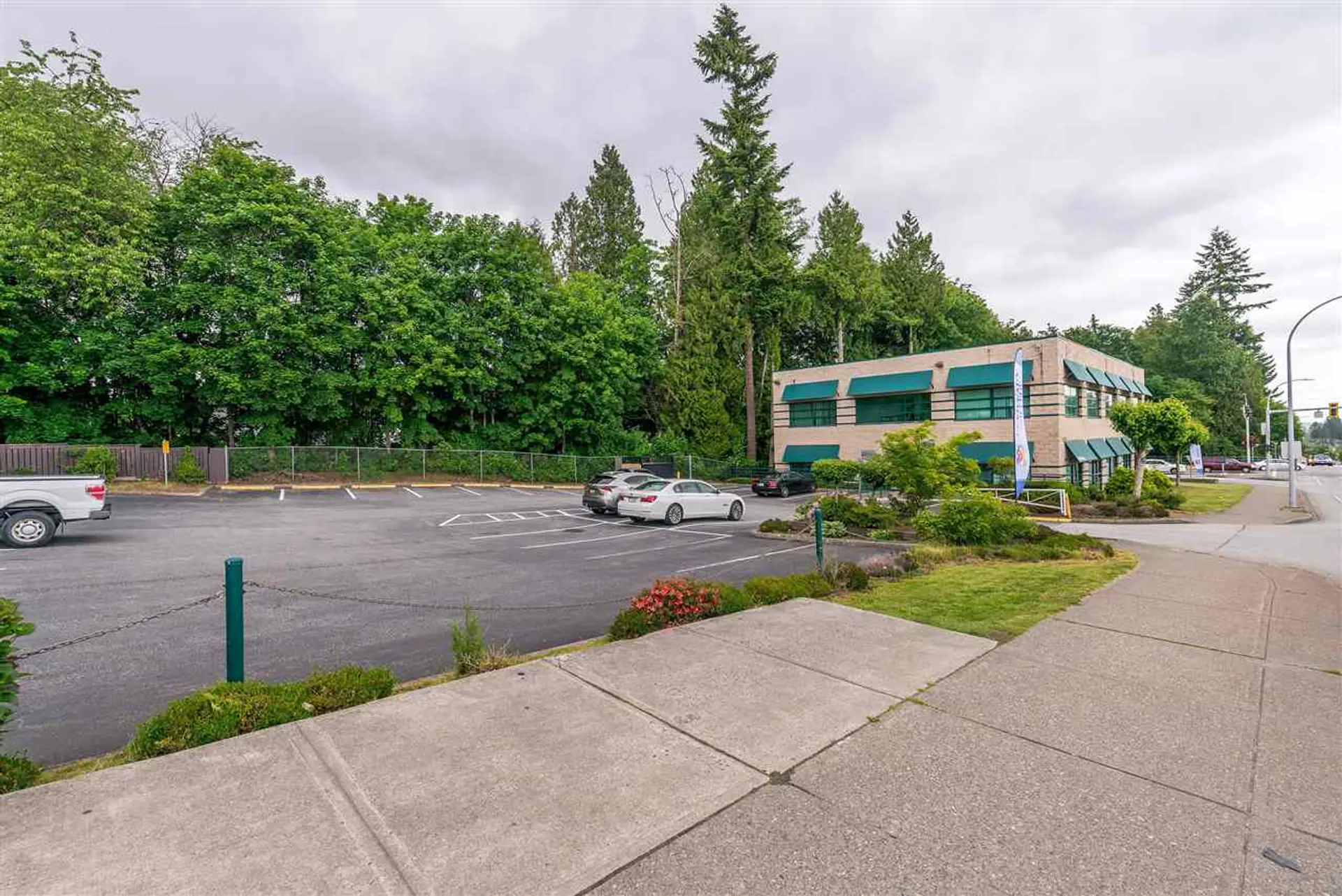 13545 64 AVENUE - Image 3