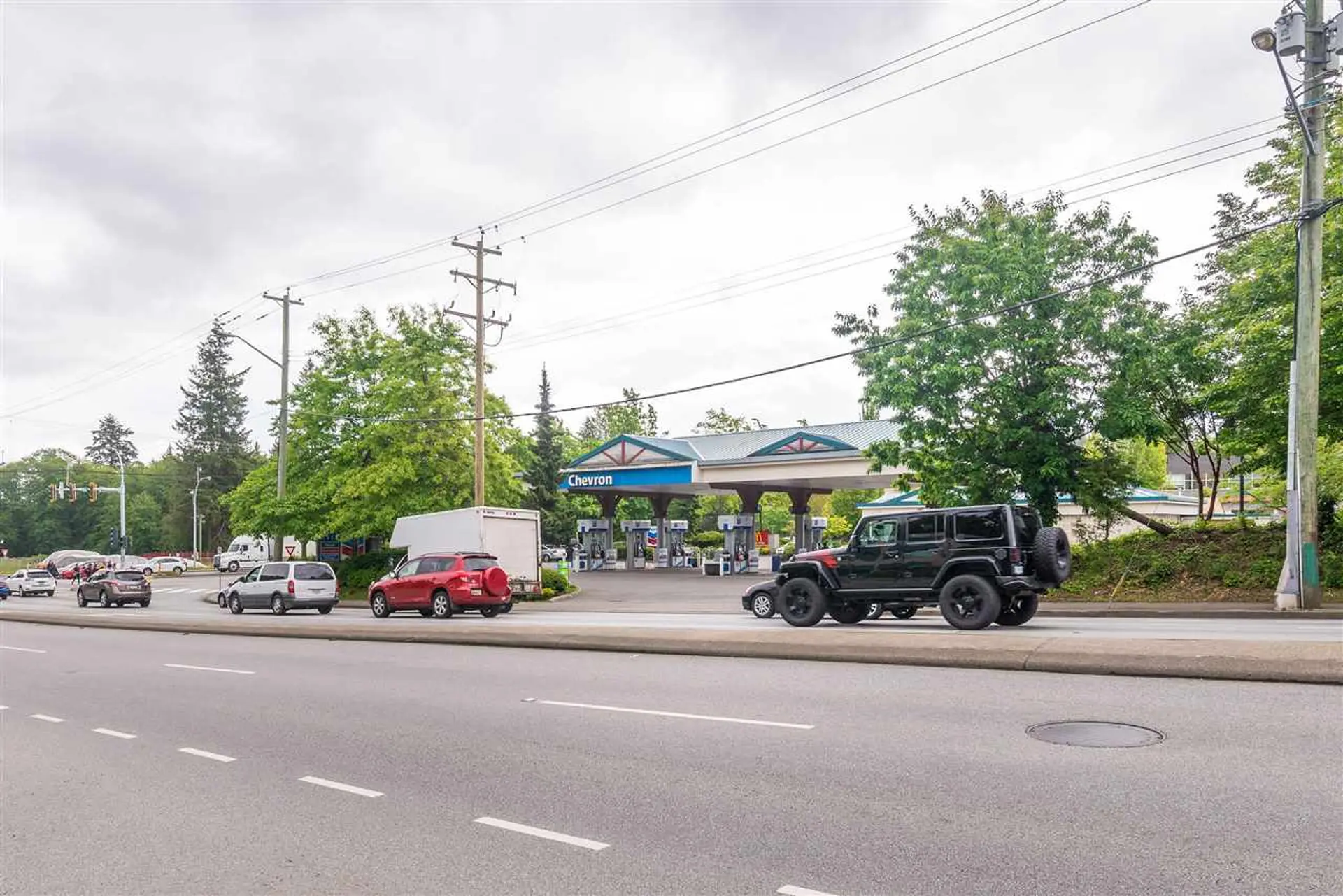 13545 64 AVENUE - Image 8