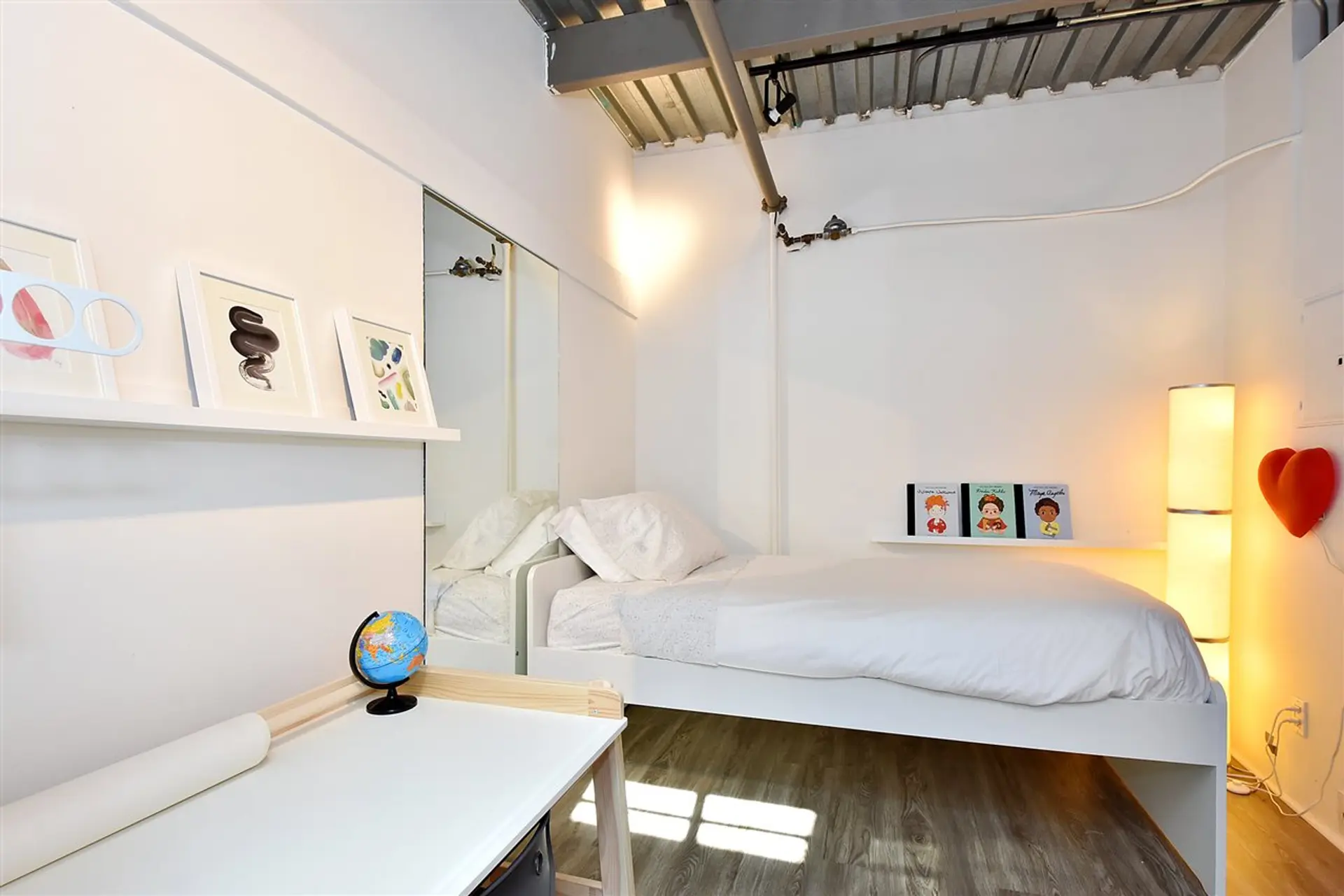 # 409 237 E 4TH AVENUE - Image 19