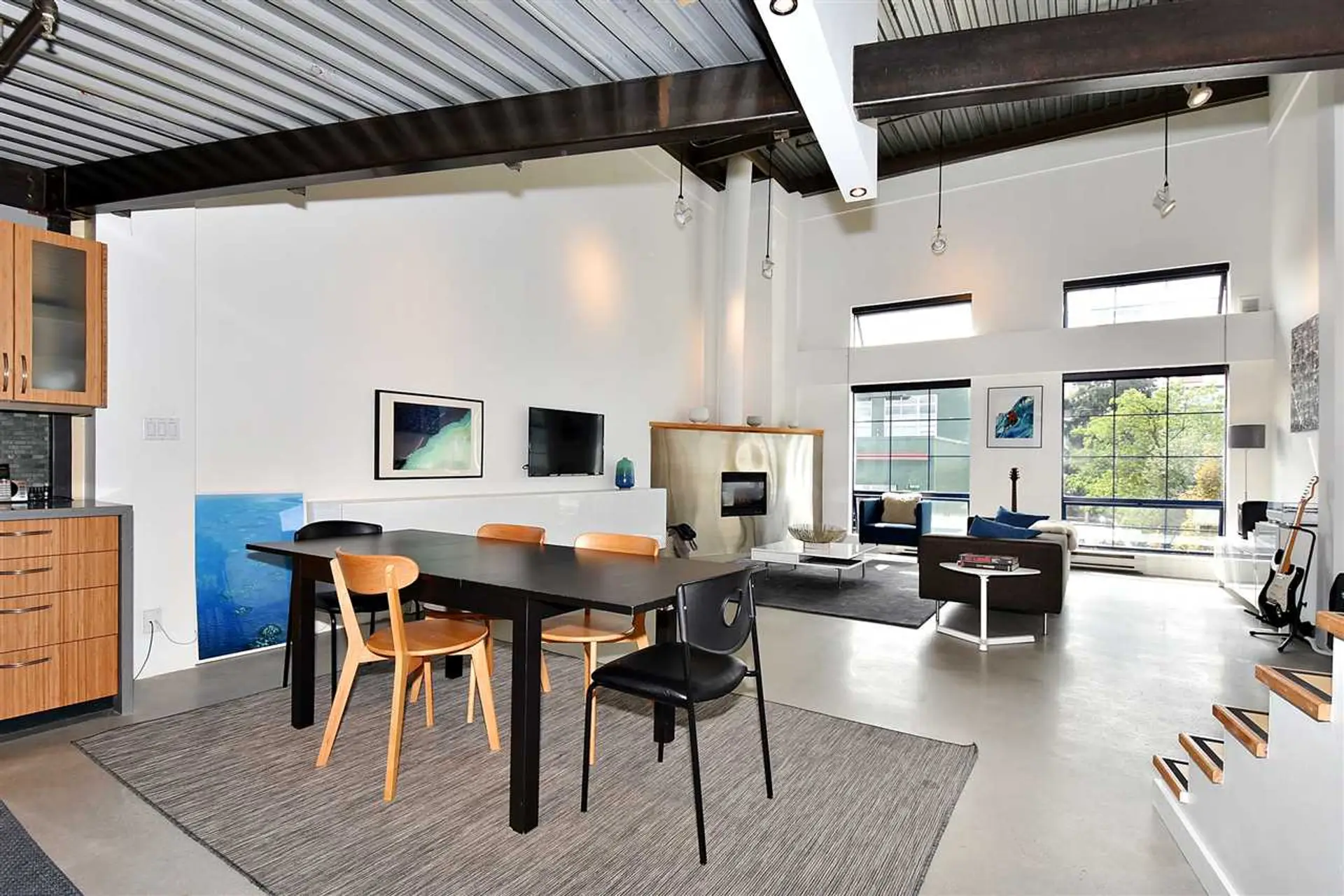 # 409 237 E 4TH AVENUE - Image 3