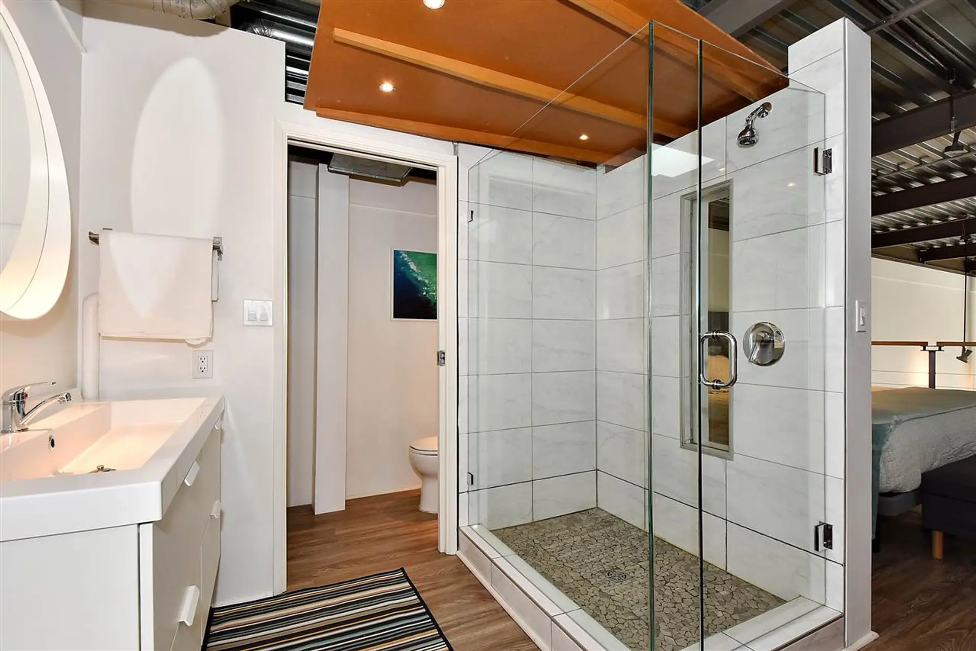 # 409 237 E 4TH AVENUE - Image 9