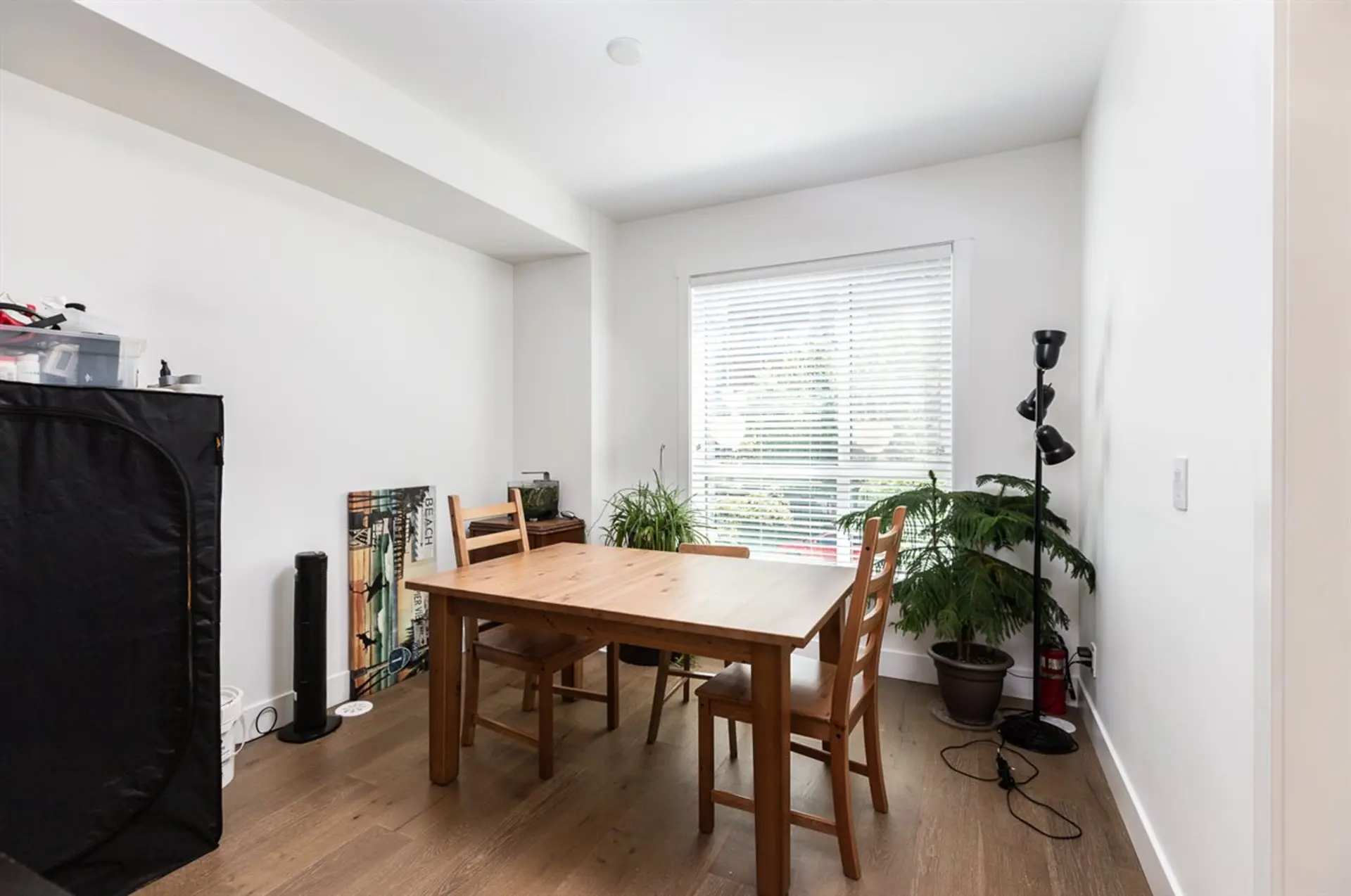 # 4 19790 55A AVENUE - Image 4