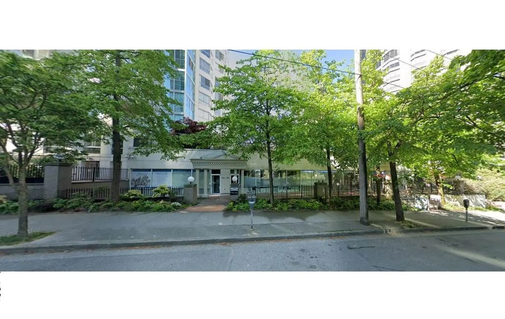 1318 ALBERNI STREET - Image 3