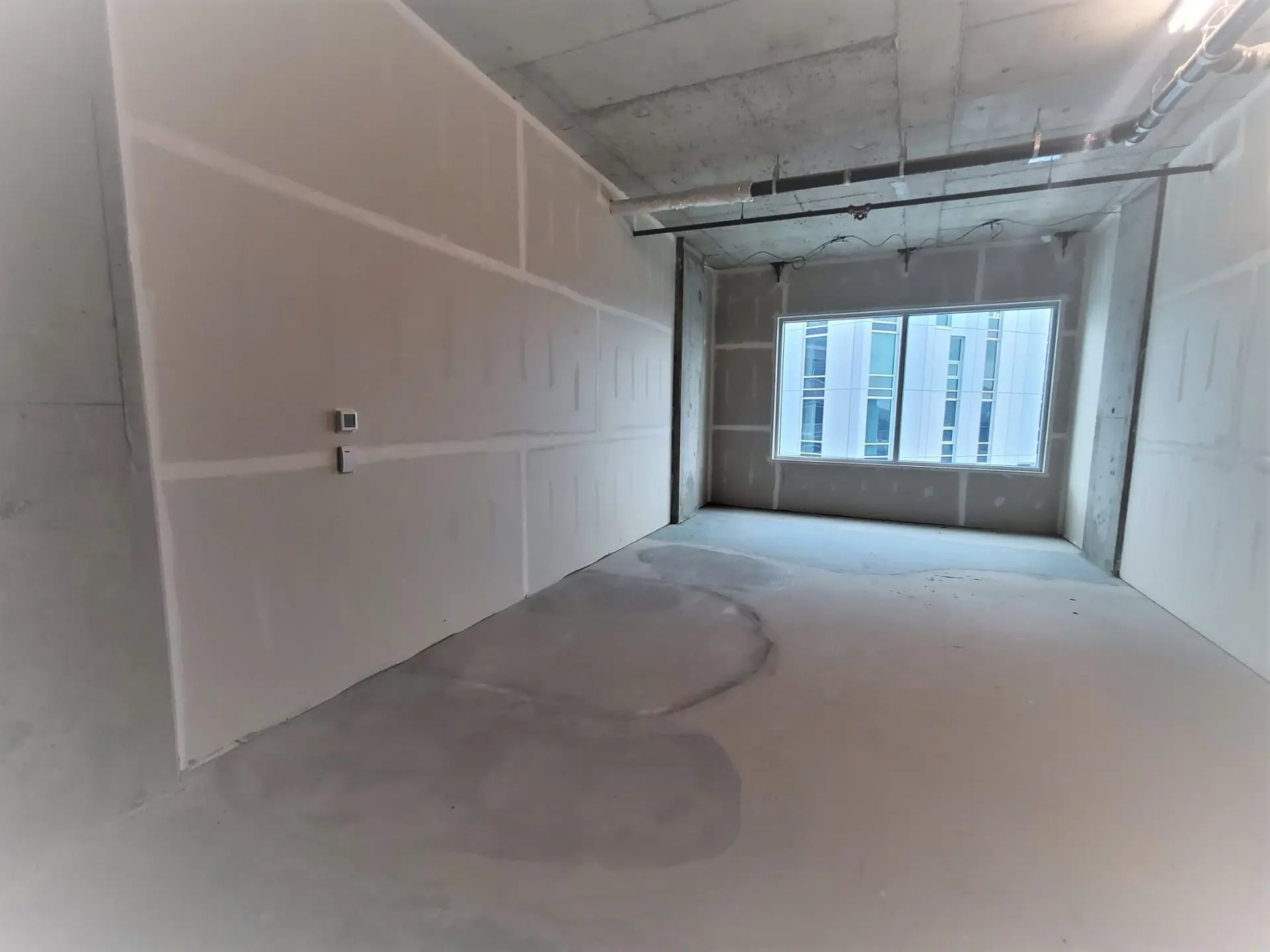 # 1075 8477 BRIDGEPORT ROAD - Image 3