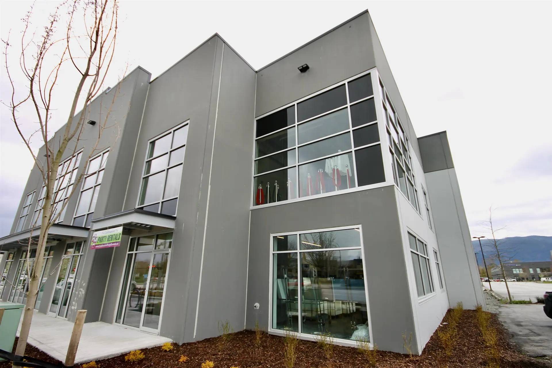 # 1110 577 NICOLA AVENUE - Image 2