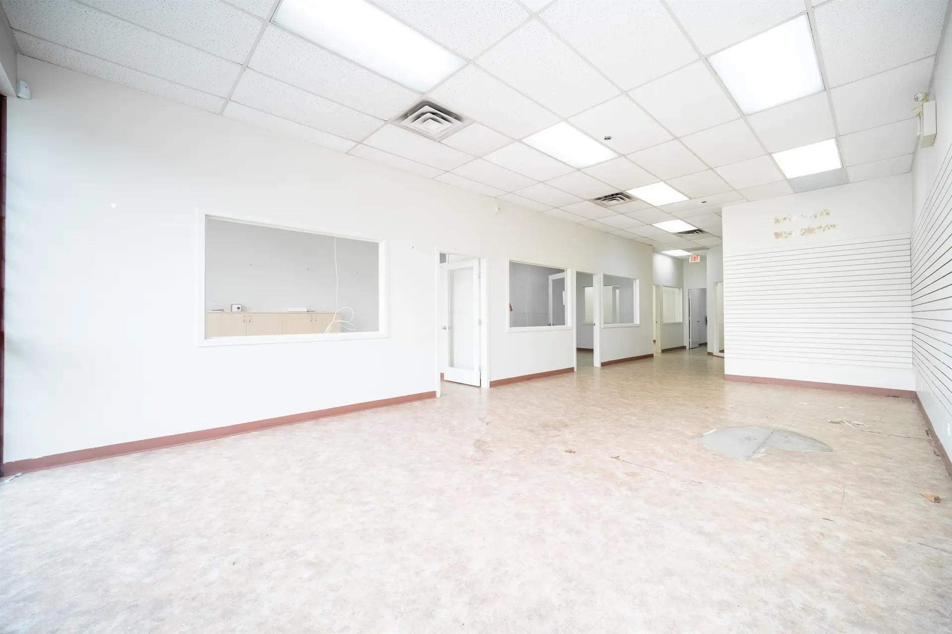 # 104 3278 WESTWOOD - Image 4