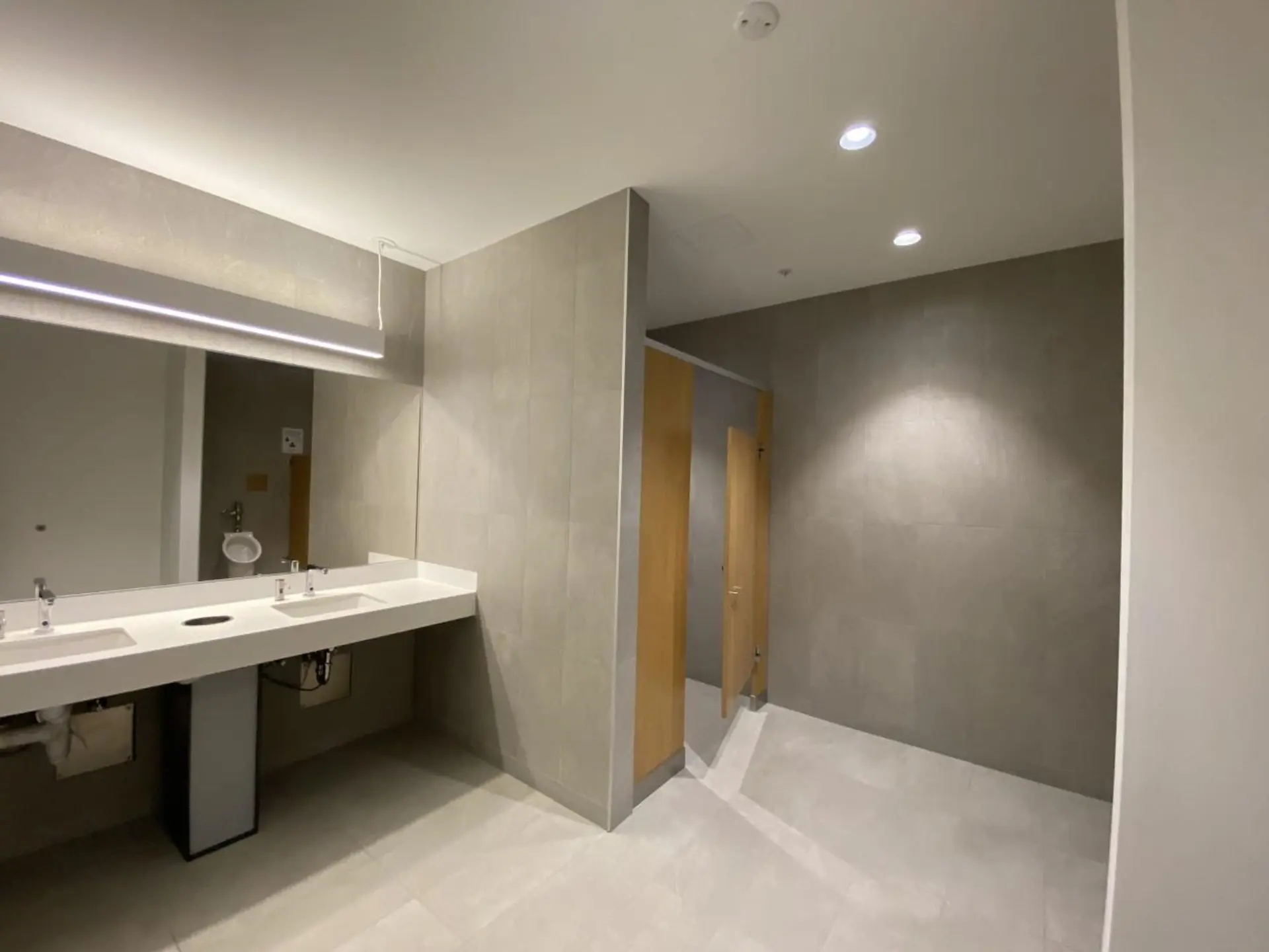 #220 2238 YUKON STREET - Image 10