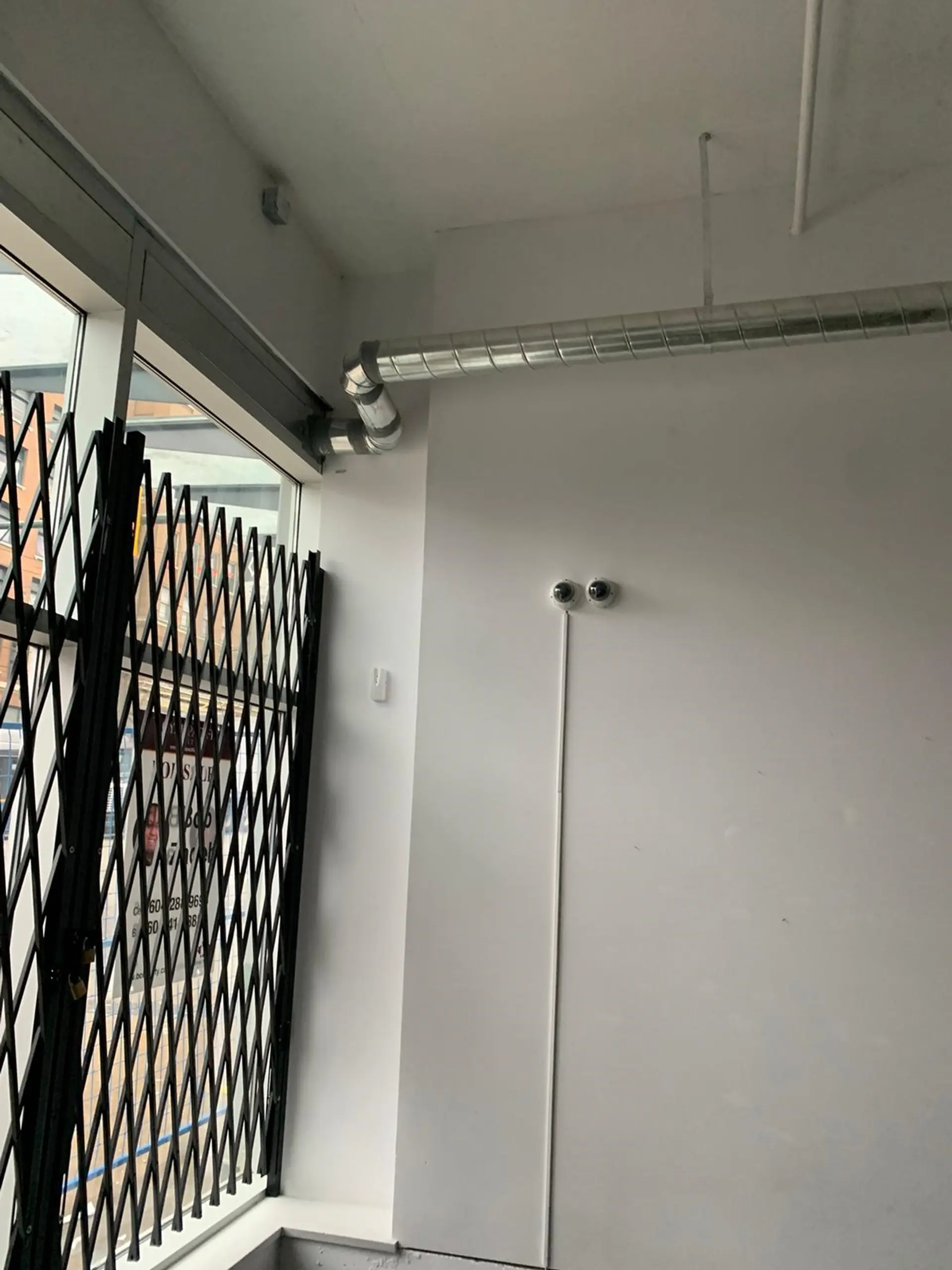 #146 138 E HASTINGS STREET - Image 3