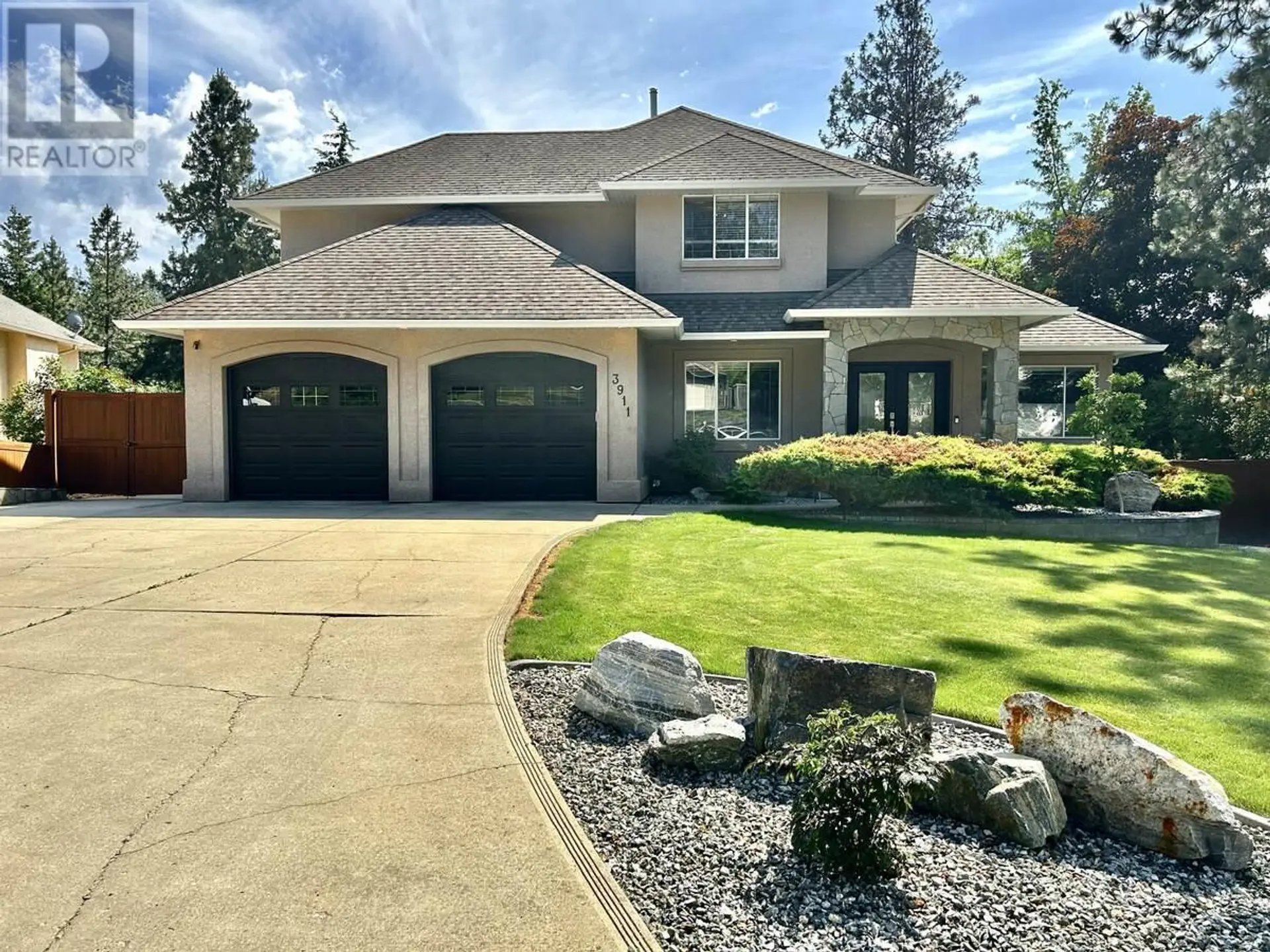 Property at 3911 Lakevale Place, Kelowna, BC