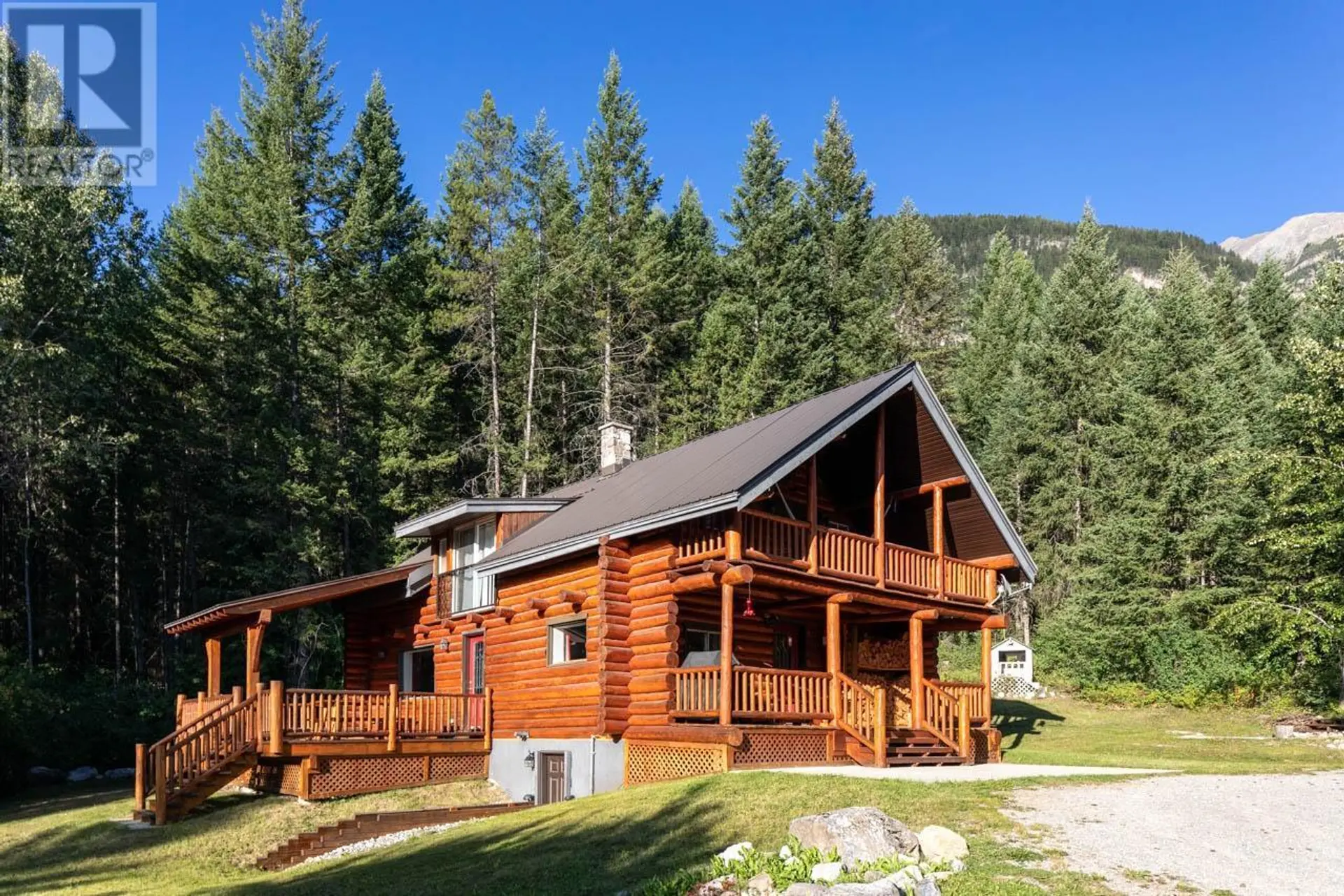 Property at 823 CRANDALL Road, Golden, BC
