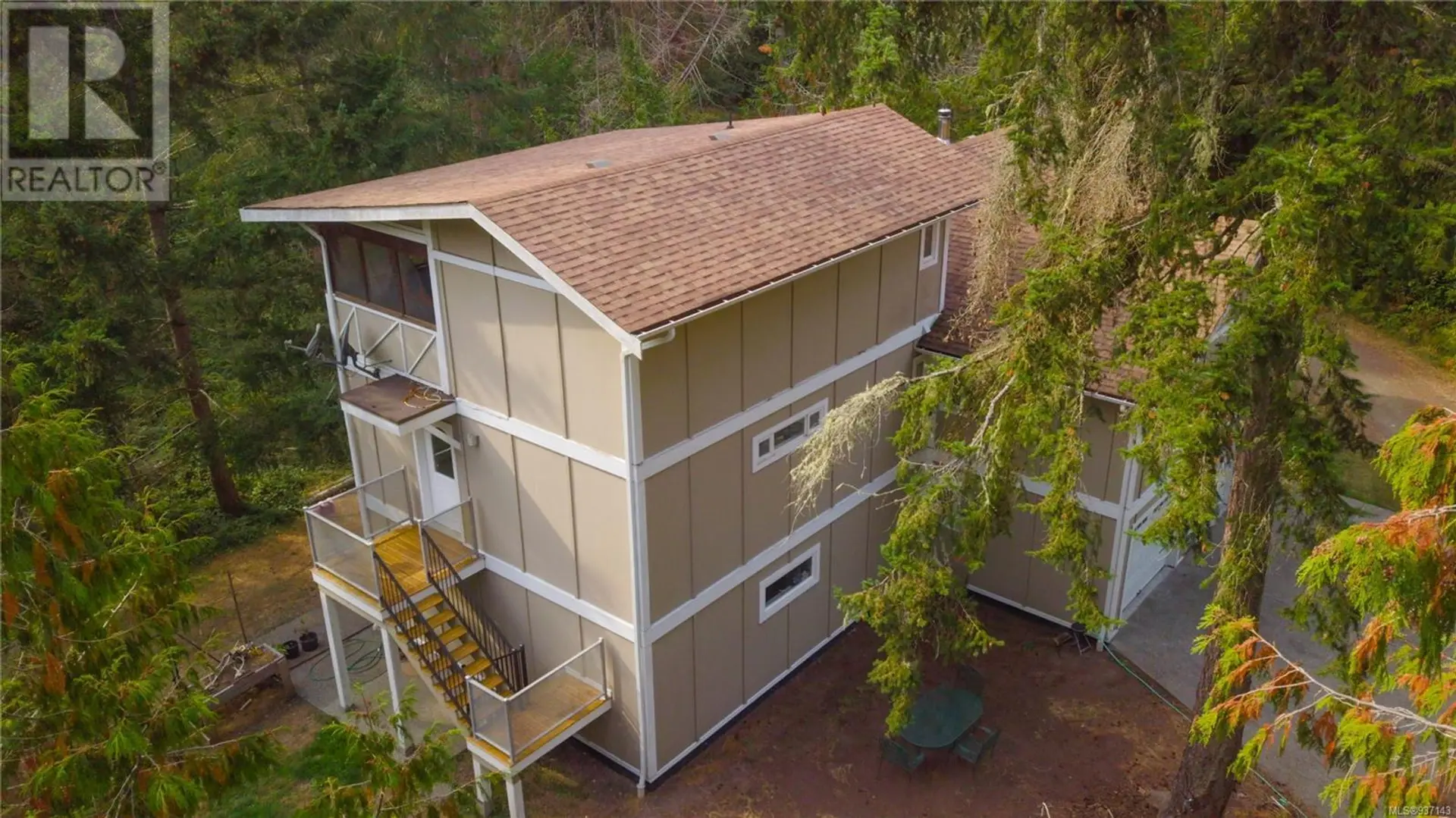 Property at 9891 Spalding Rd, Pender Island, BC
