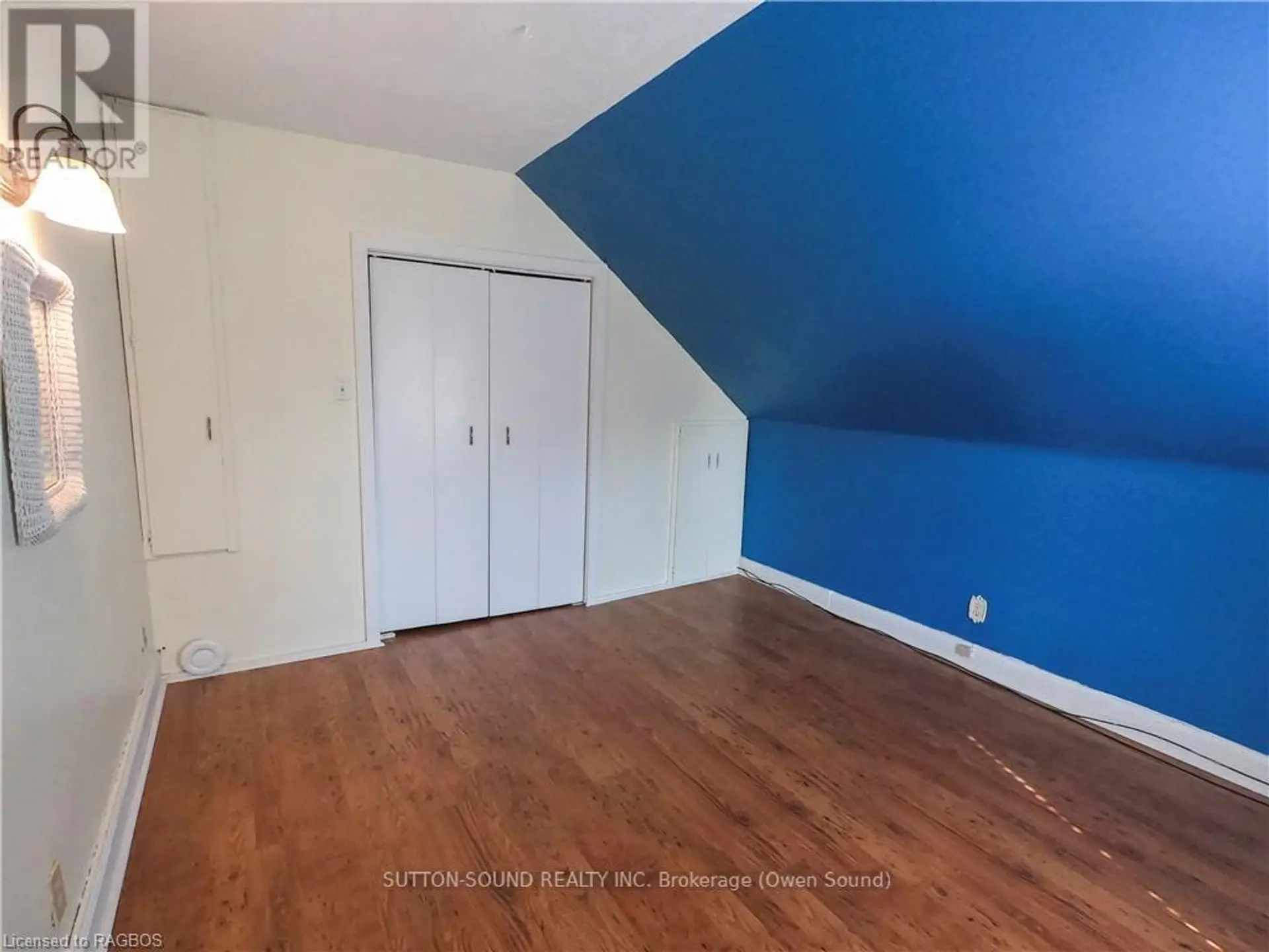 8 ELIZABETH DRIVE - Image 20