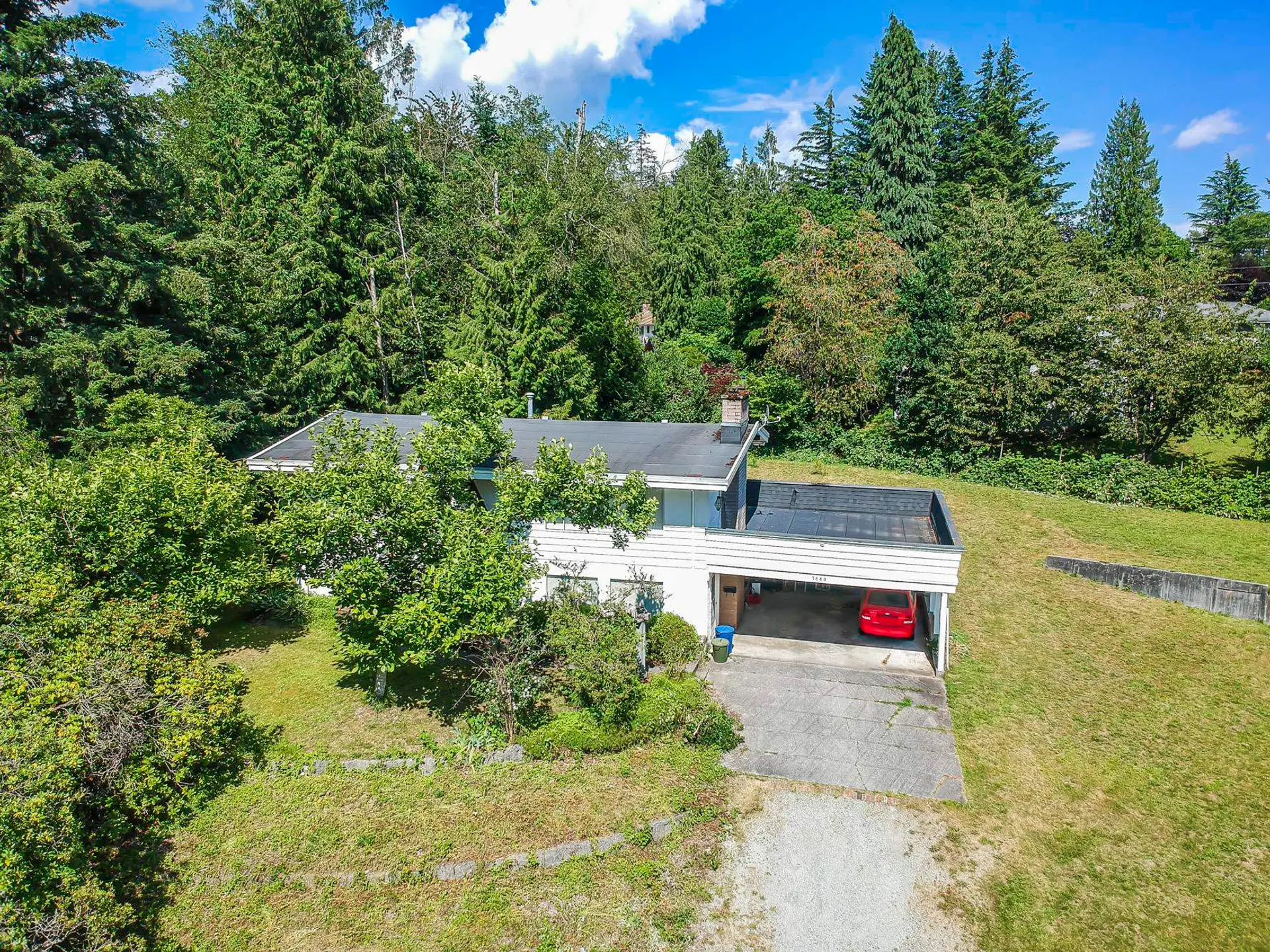 7680 Strachan Street - Image 9