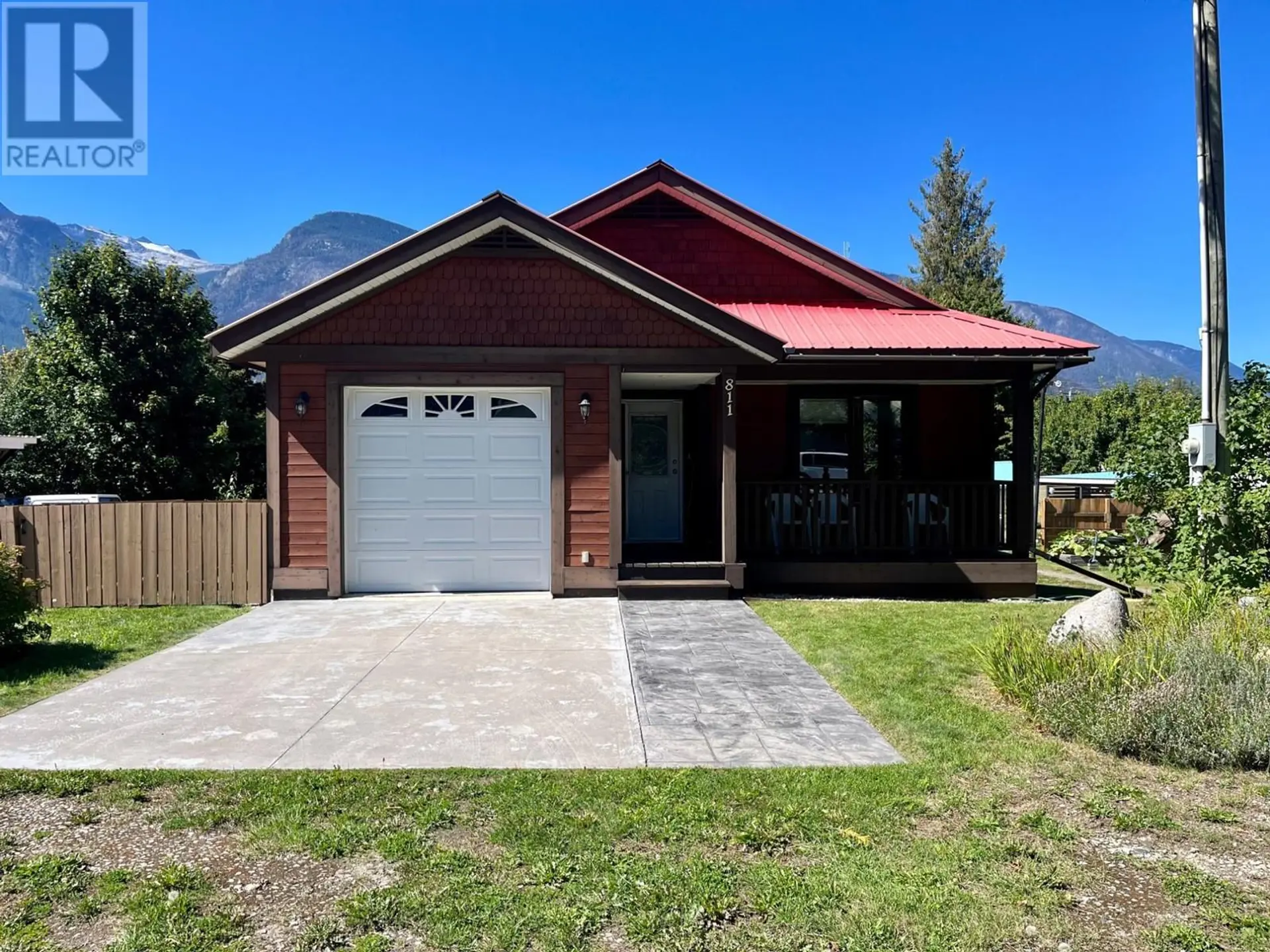 Property at 811 KILDARE Street, New Denver, BC