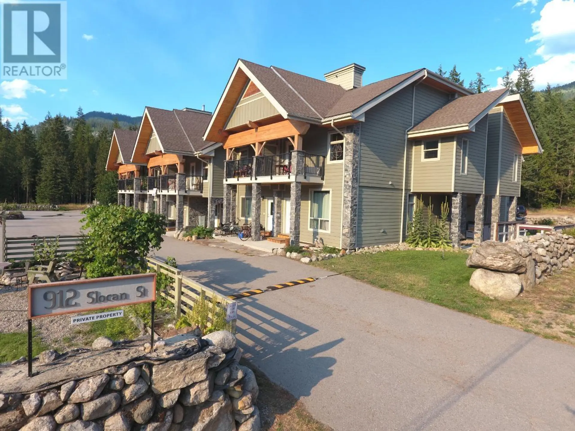 Property at #9 912 SLOCAN Street, Slocan, BC