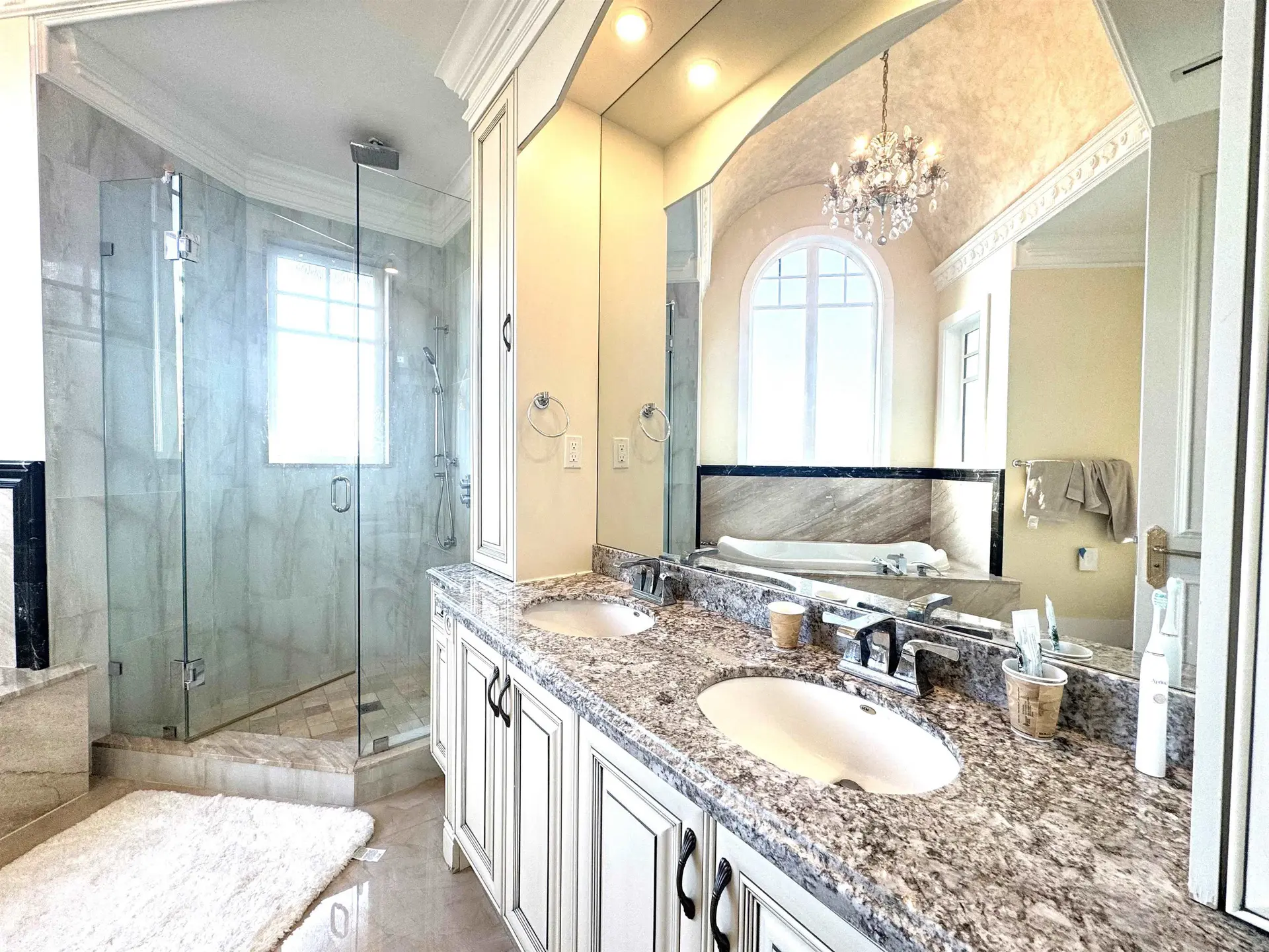 1562 W 40th Avenue - Image 16