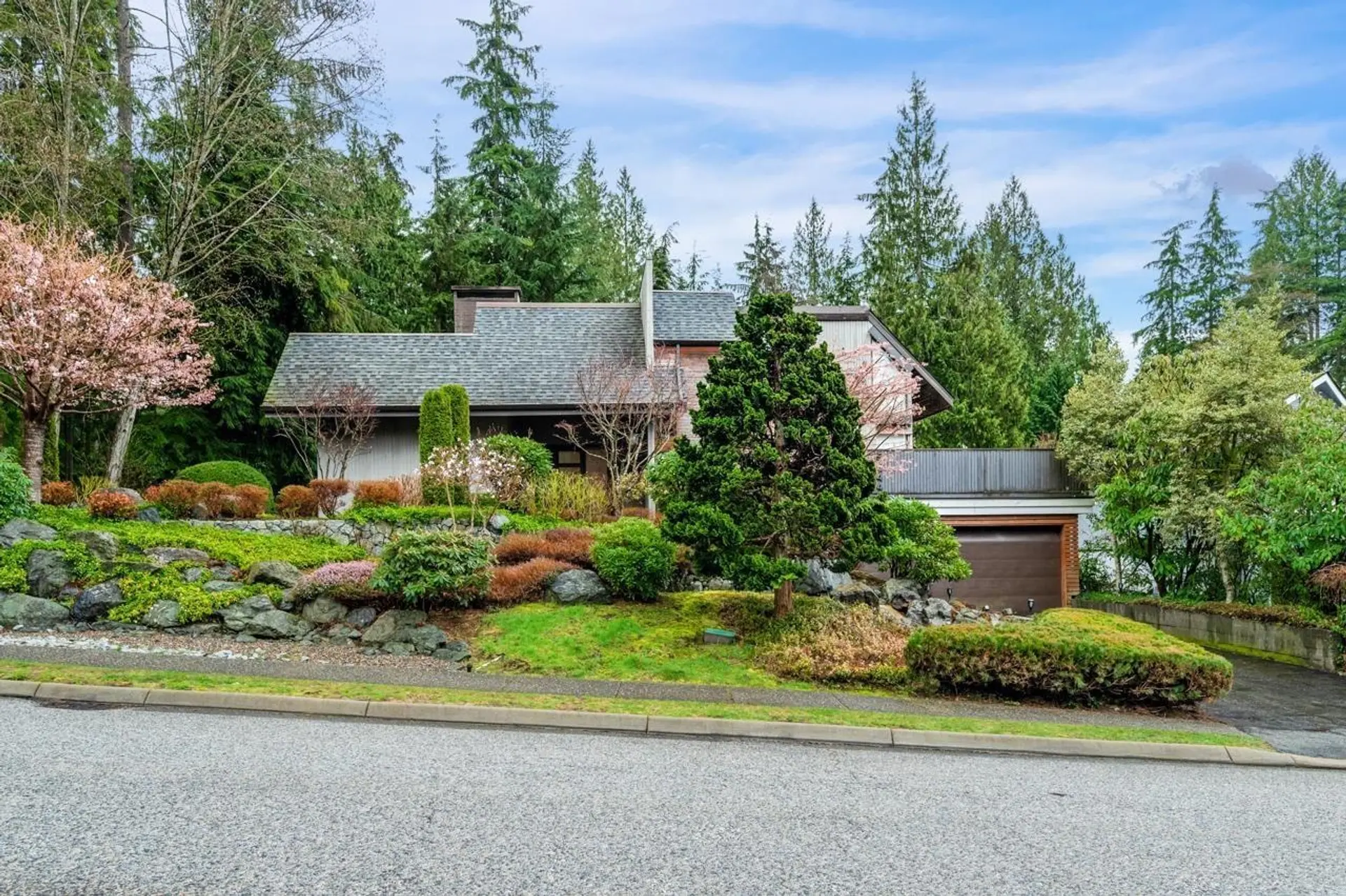 Property at 5344 Cliffridge Avenue, North Vancouver, BC