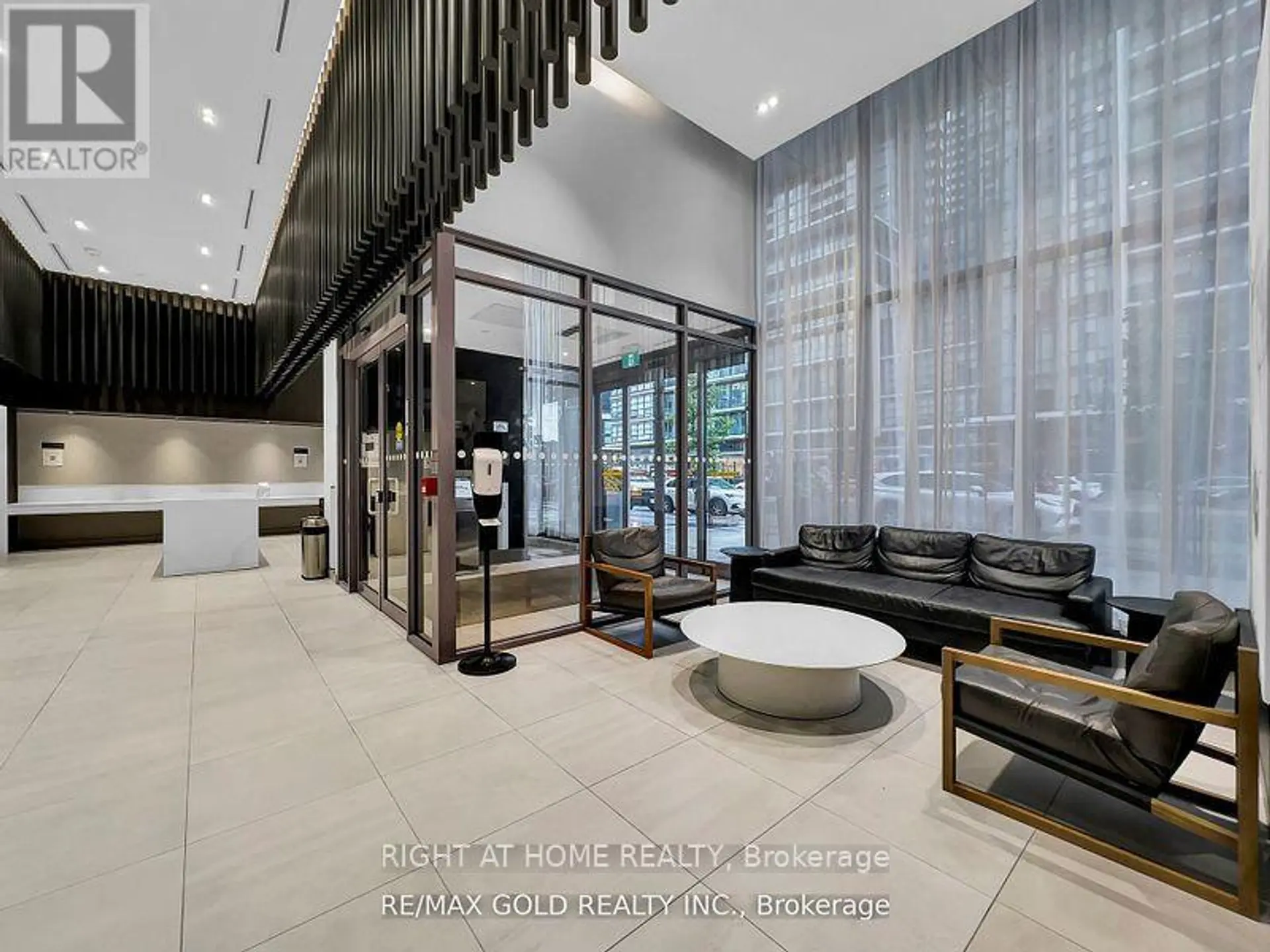 #1008 4065 CONFEDERATION PARKWAY - Image 3