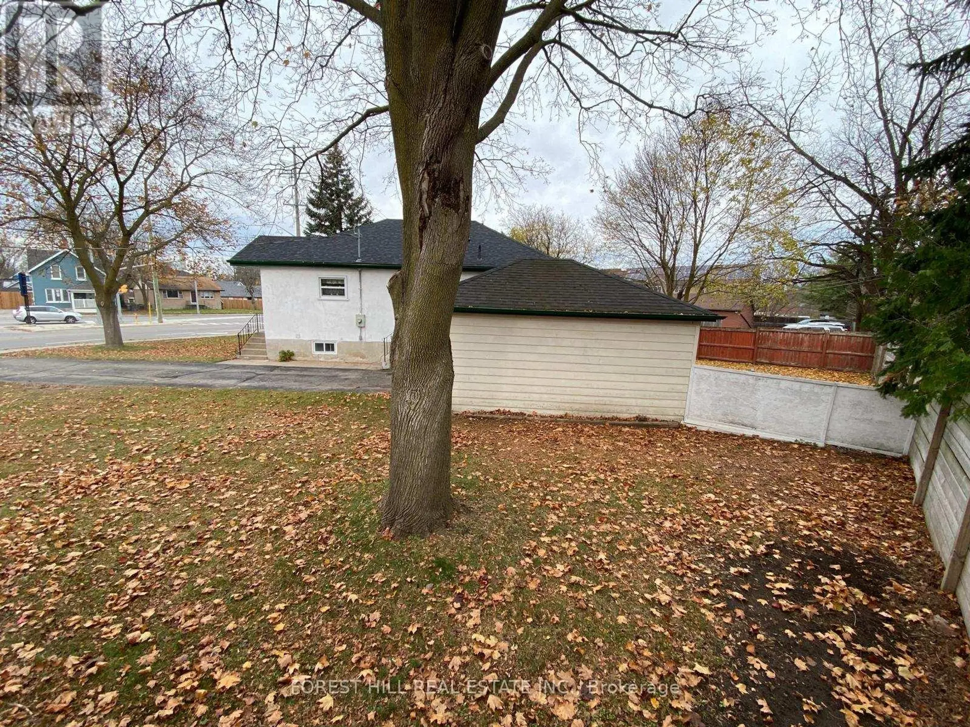 321 INNISFIL STREET - Image 5