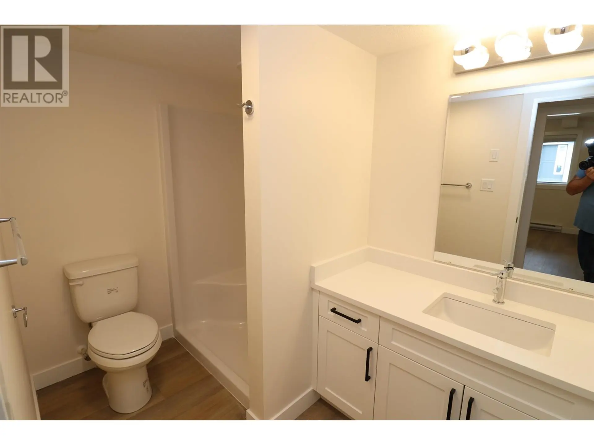 #203 4278 22ND AVENUE - Image 15
