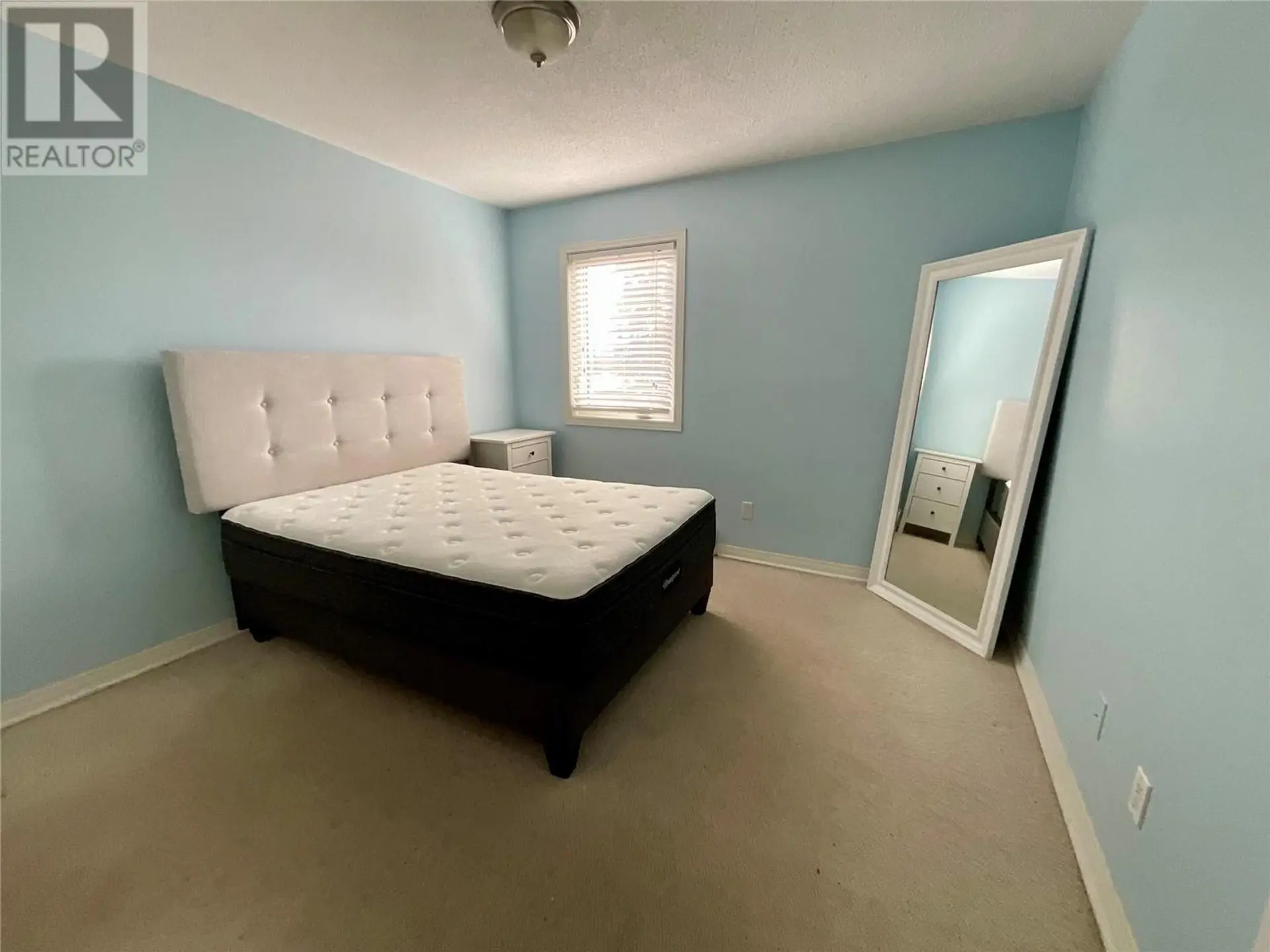 #214 340 Northgate - Image 7