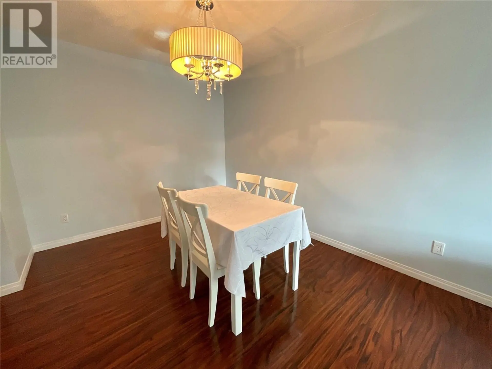 #214 340 Northgate - Image 4