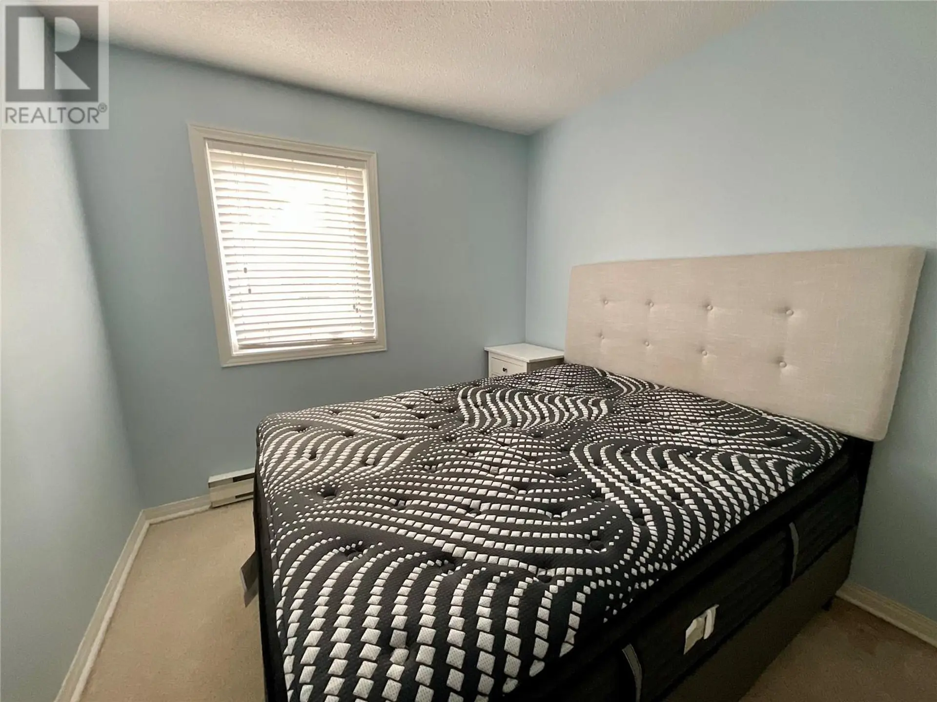 #214 340 Northgate - Image 9