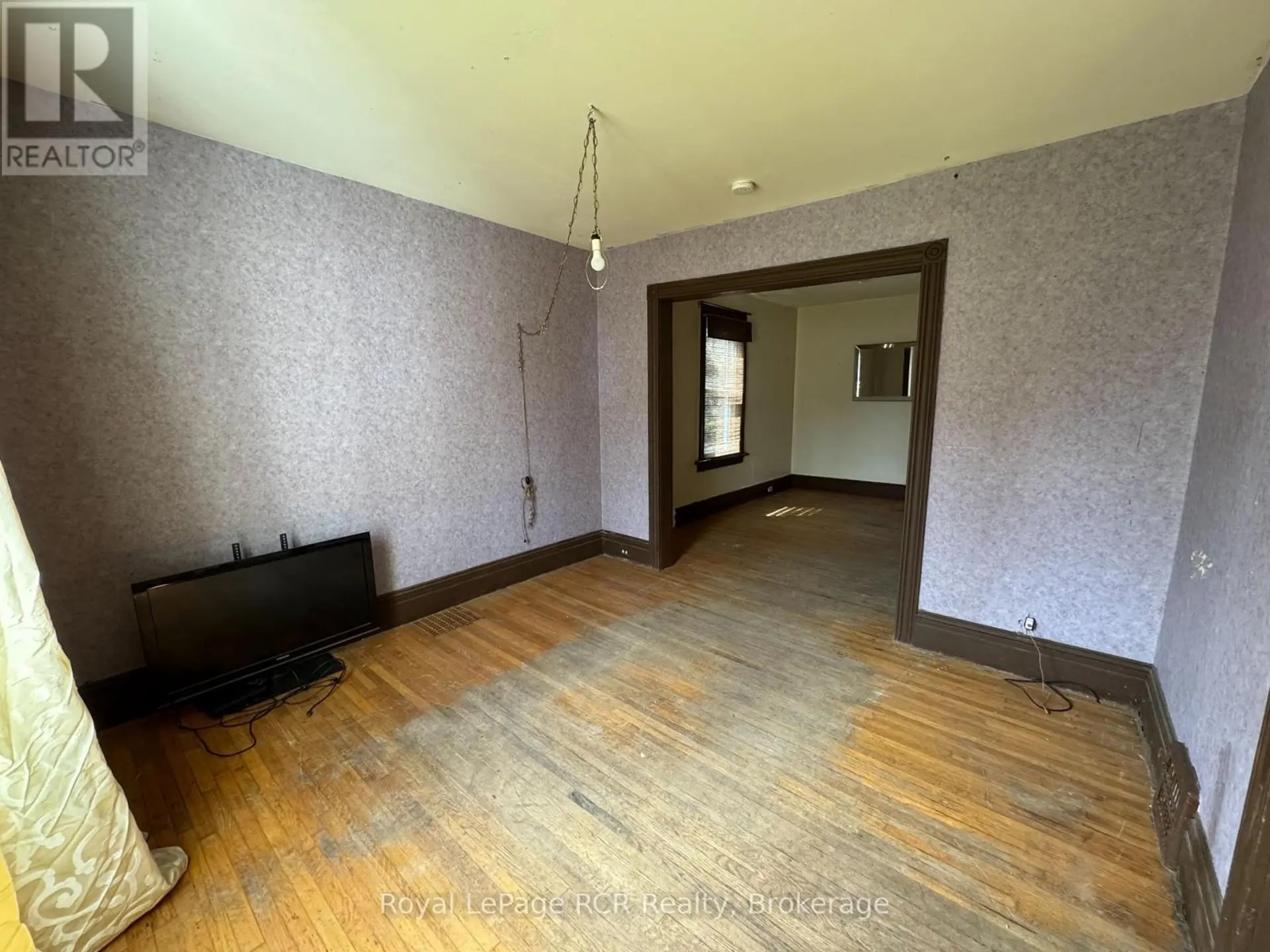 966 3RD AVENUE W - Image 3