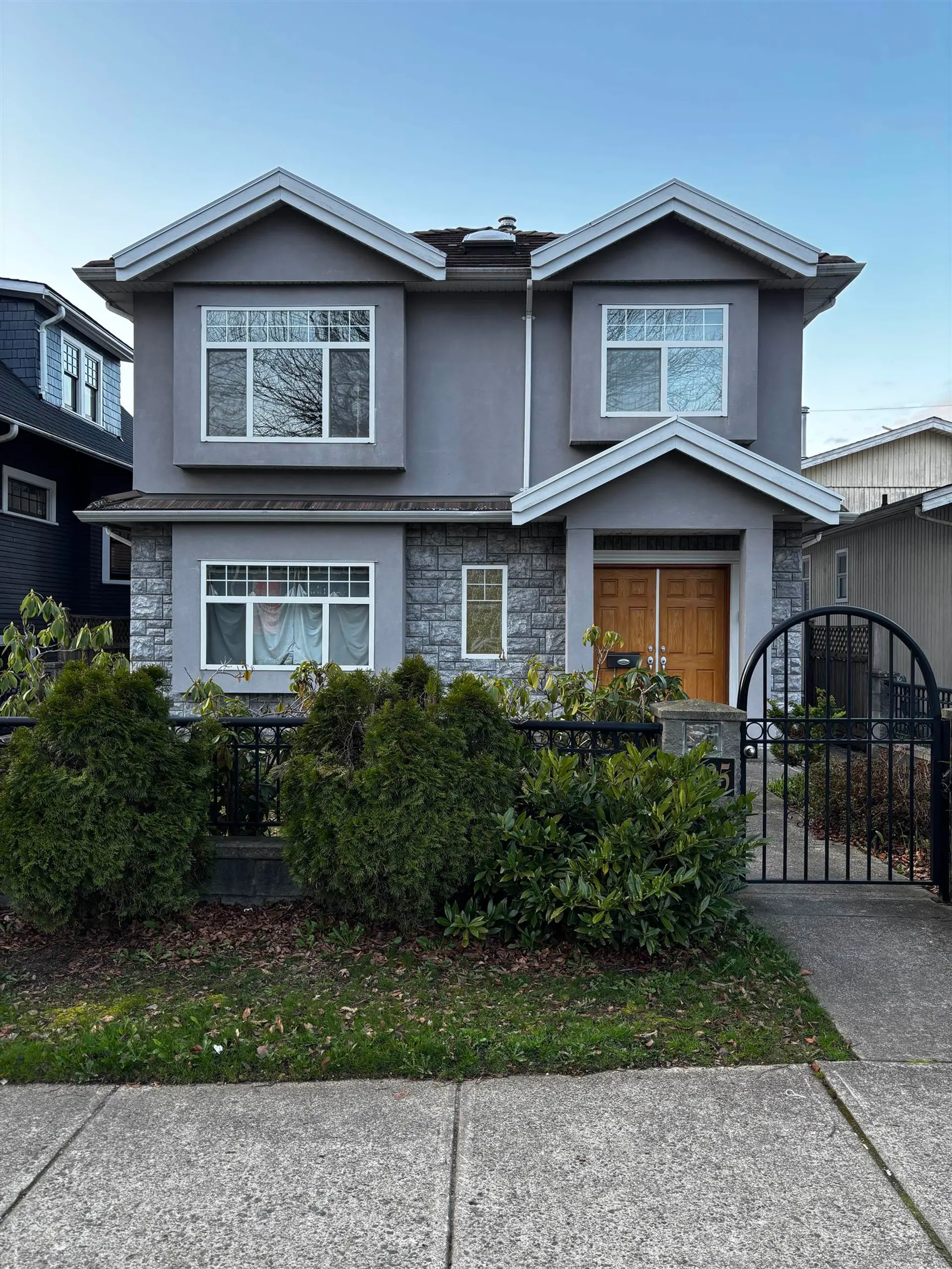 Property at 2925 E 29th Avenue, Vancouver, BC