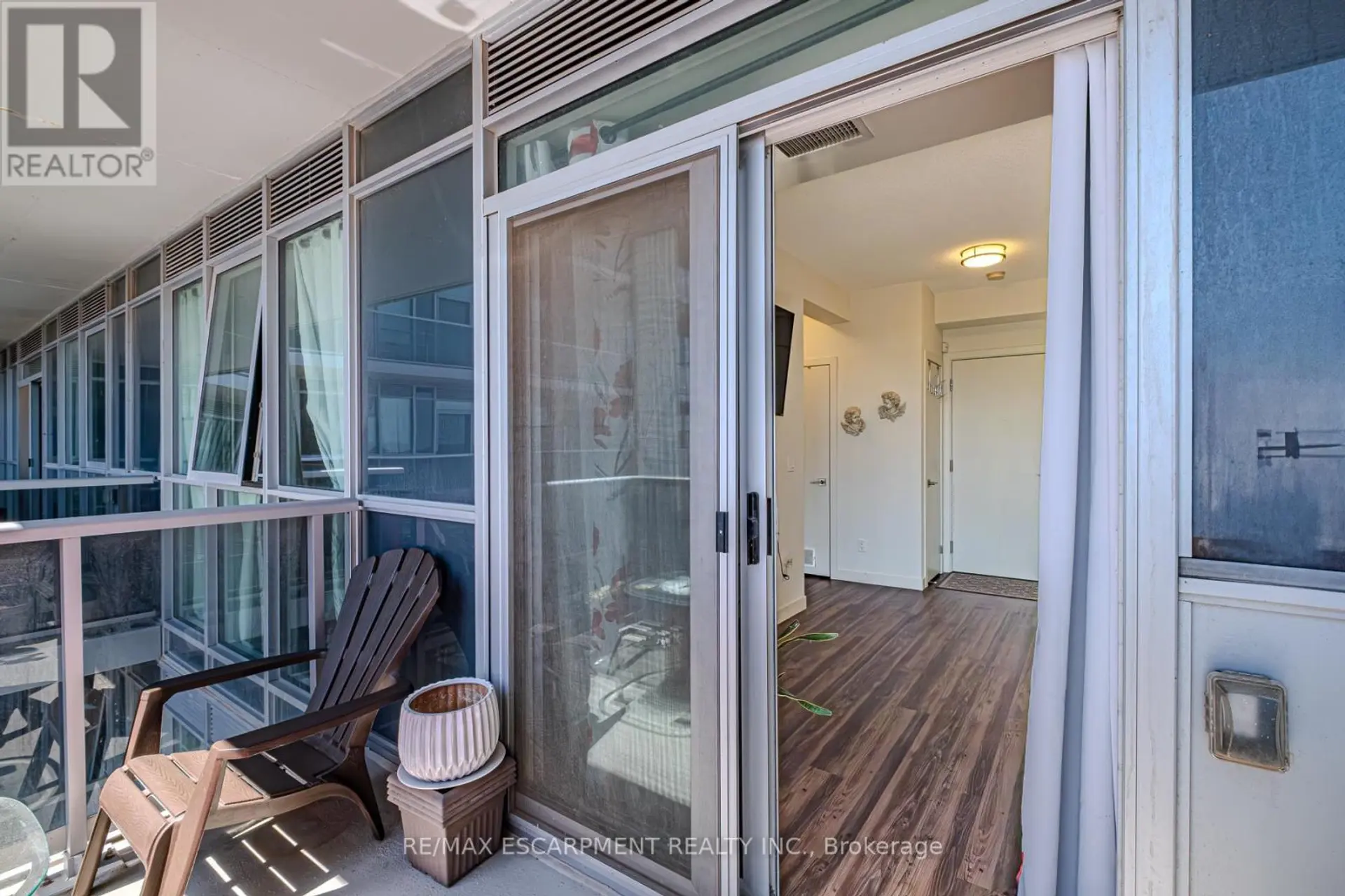 #809 2093 FAIRVIEW STREET - Image 15