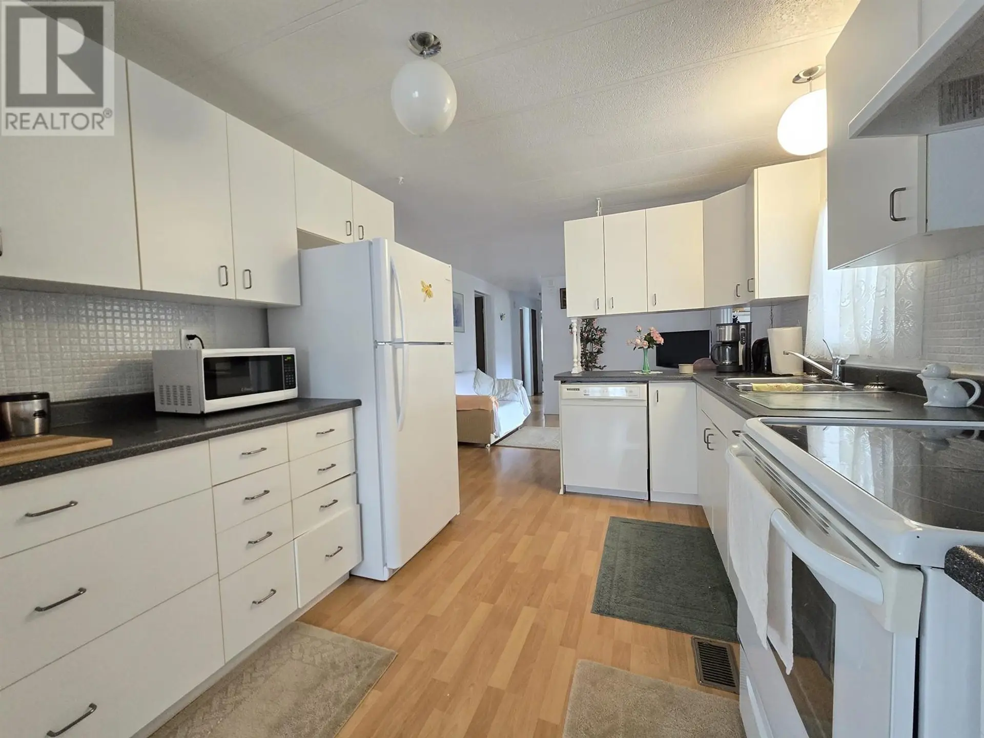 1480 7TH AVENUE - Image 2