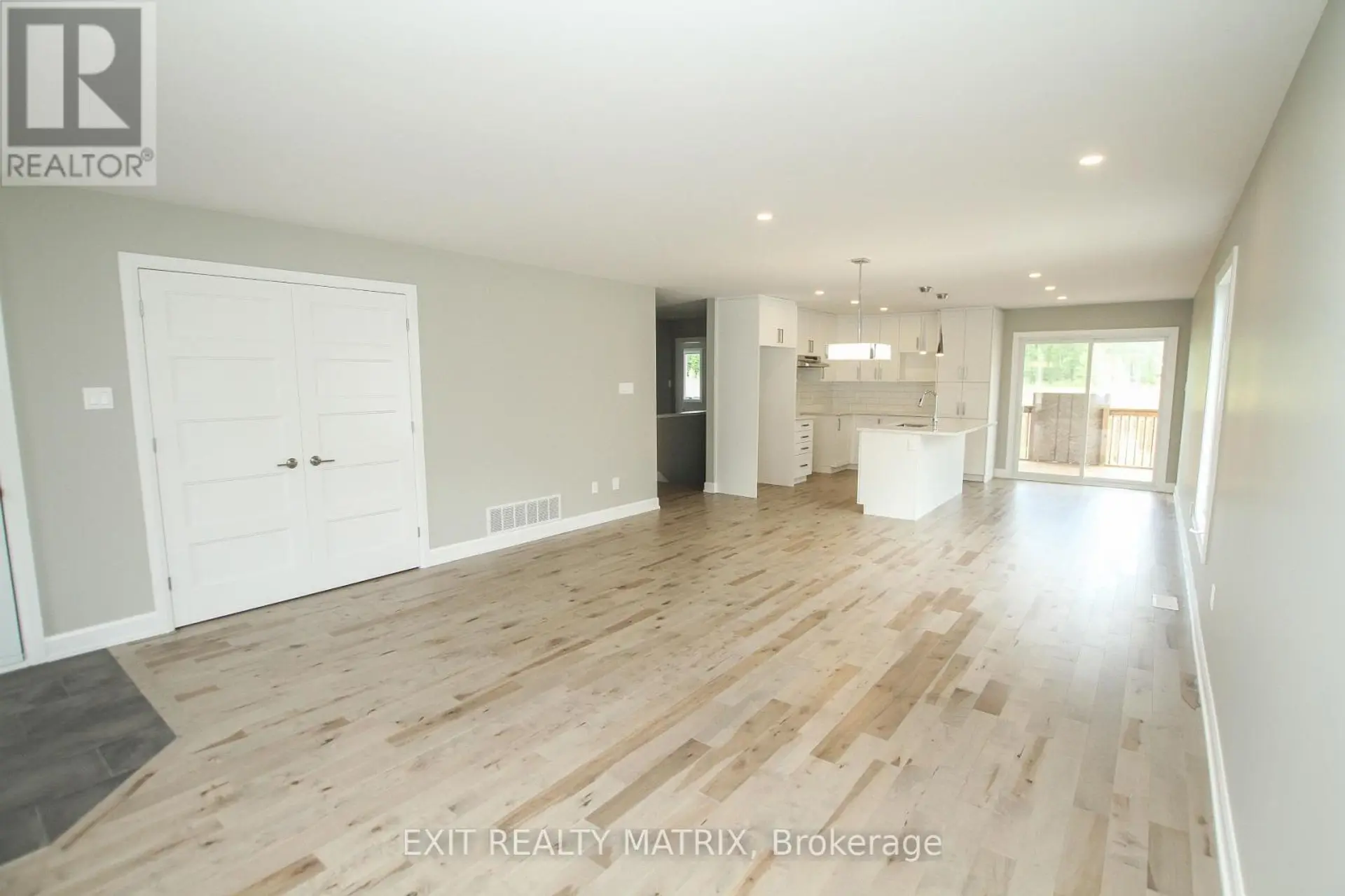 1401 CAROLINE COURT - Image 5