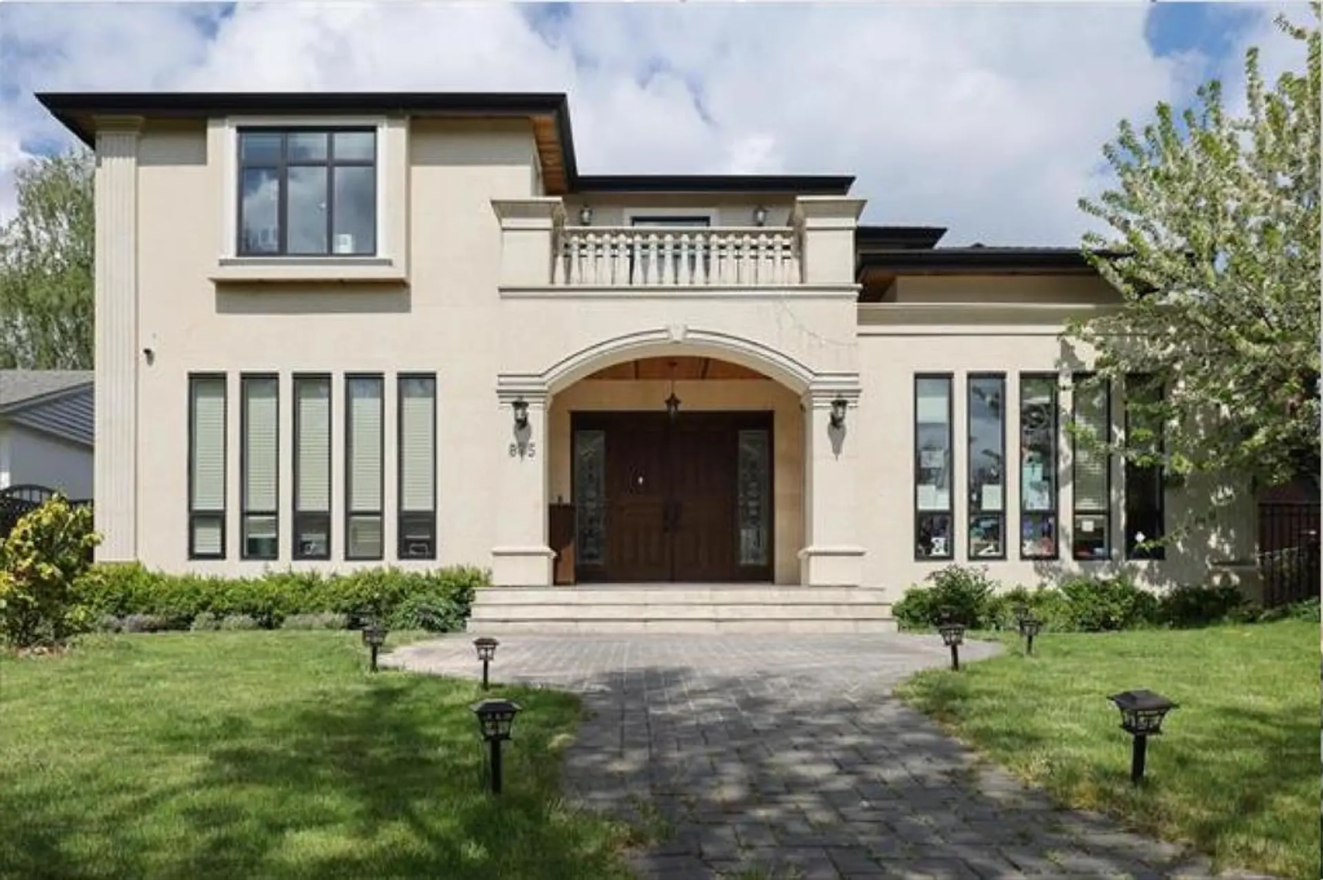Property at 875 W 38th Avenue, Vancouver, BC