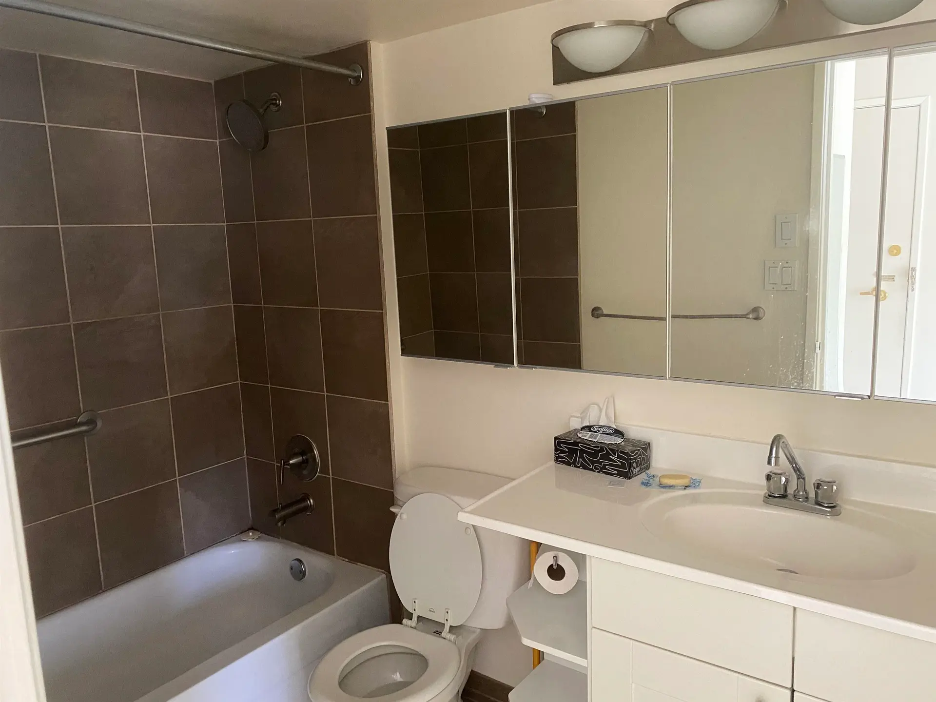 #202 4691 W 10th Avenue - Image 7