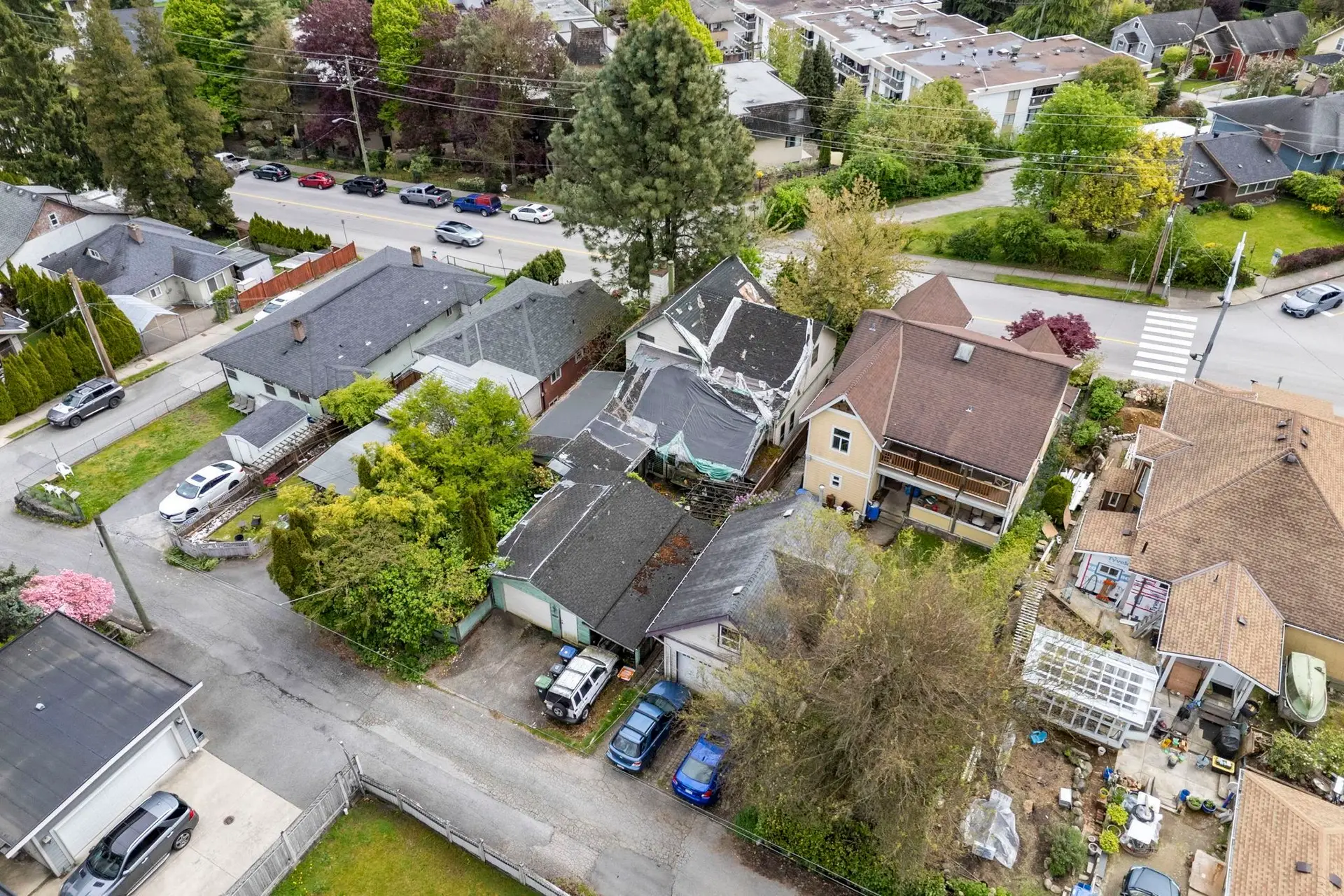 451 E Eighth Avenue - Image 12