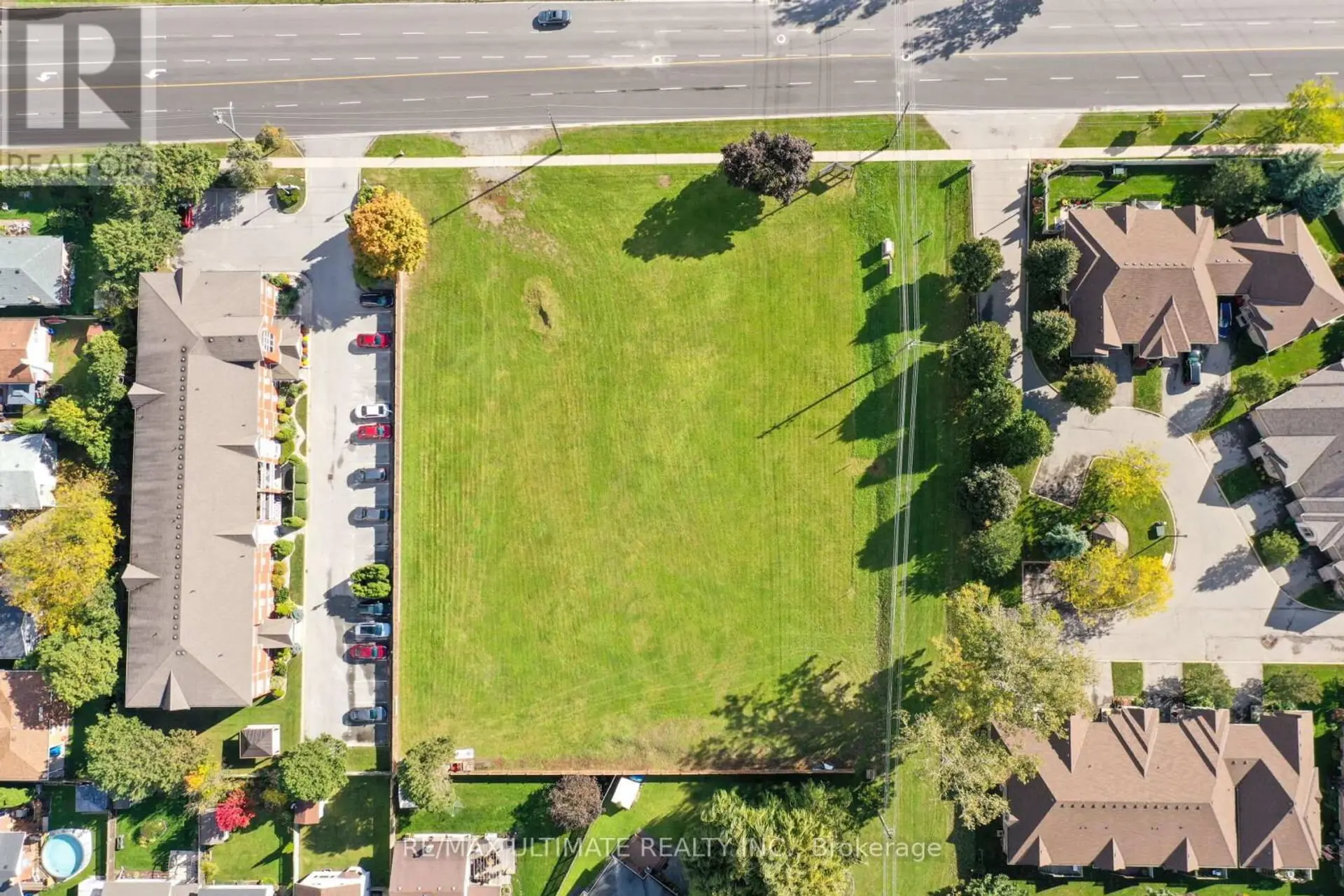#3 4257 MONTROSE ROAD - Image 4