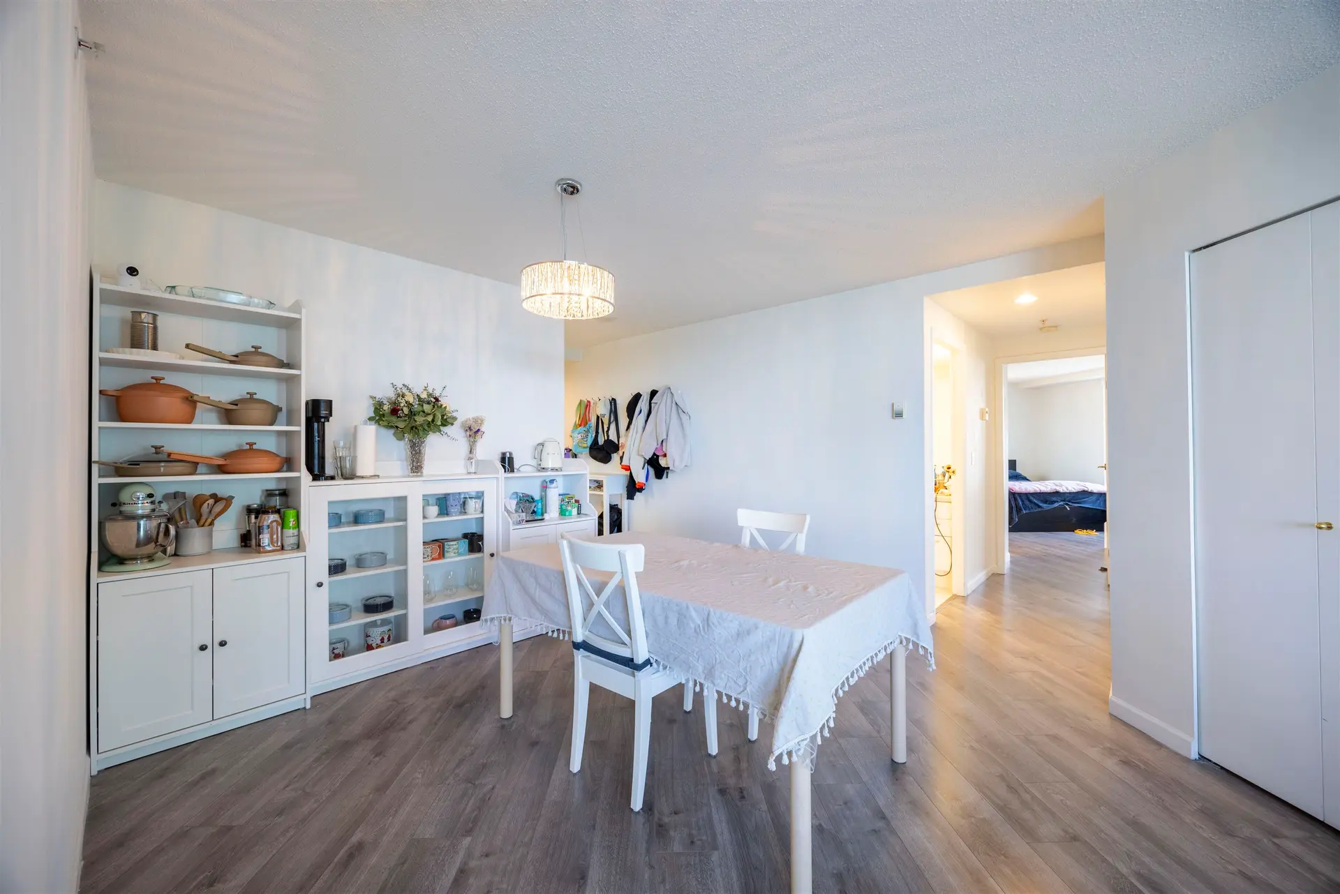 #2505 388 Drake Street - Image 9