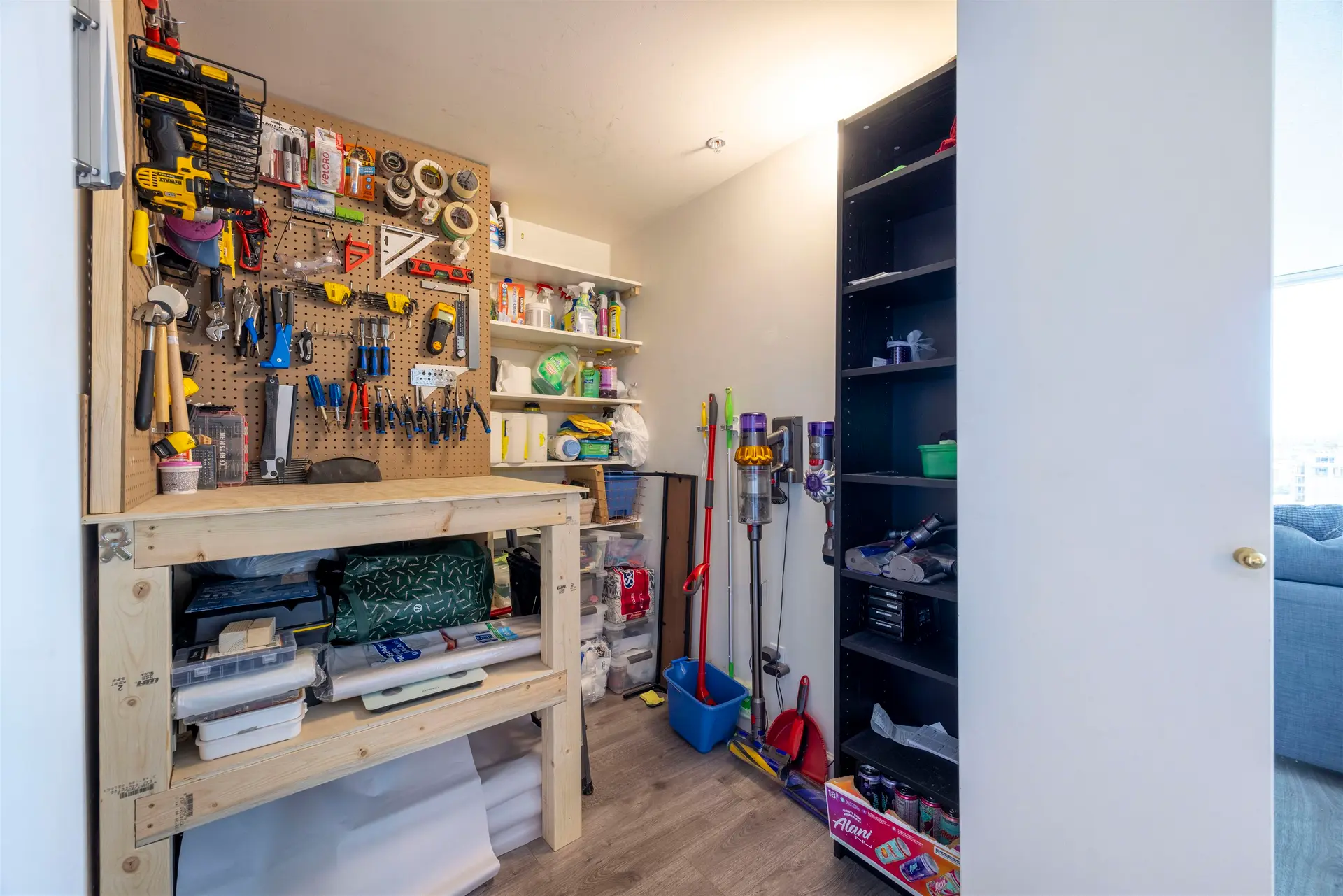 #2505 388 Drake Street - Image 14