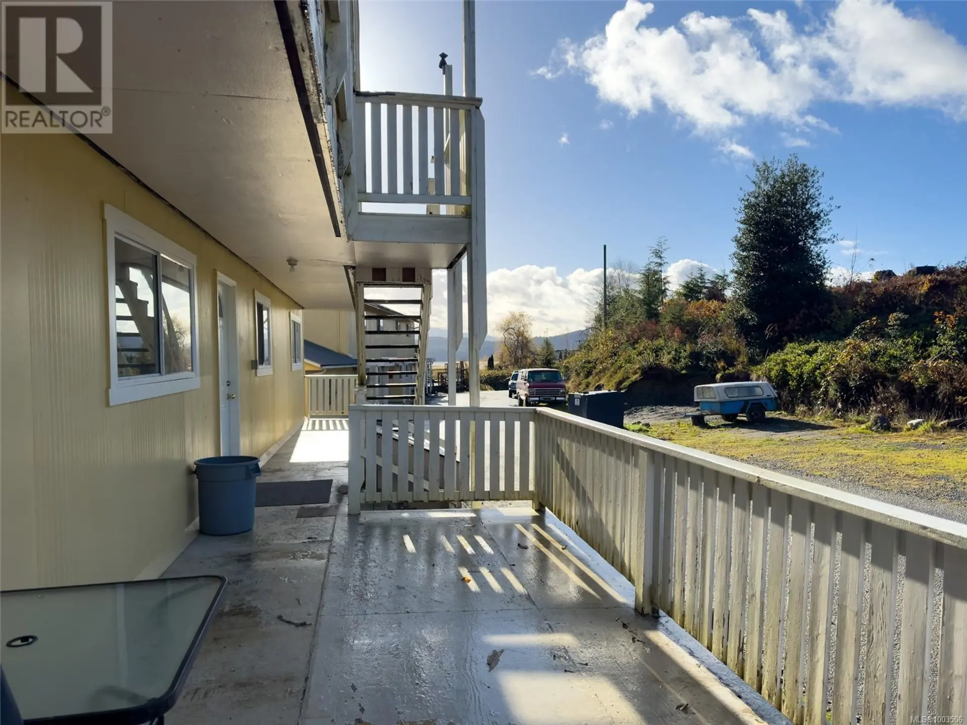 461 Coal Harbour Rd - Image 4
