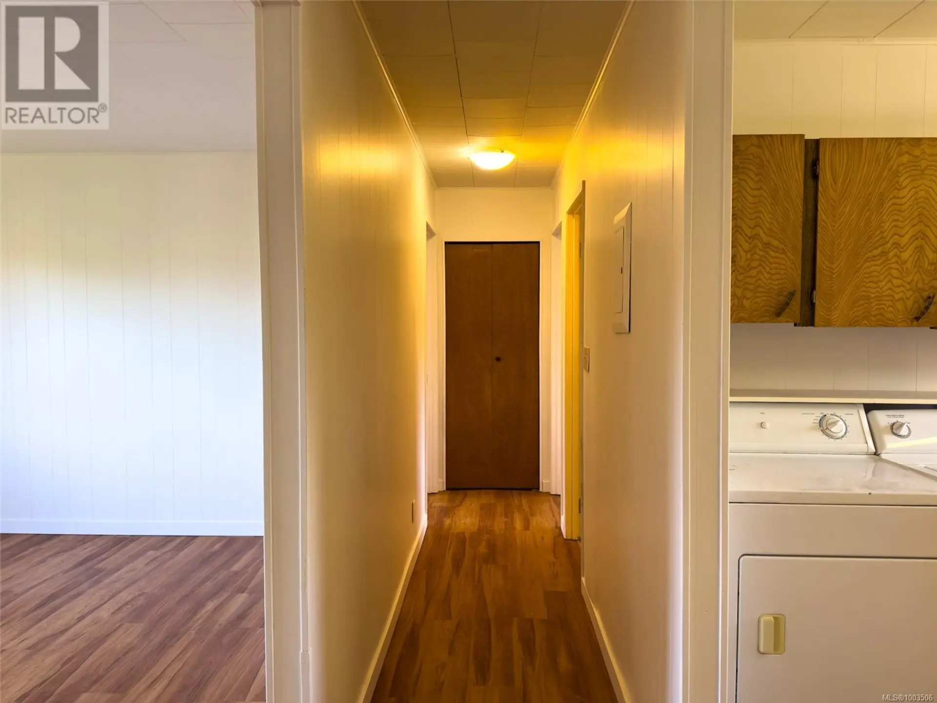 461 Coal Harbour Rd - Image 8