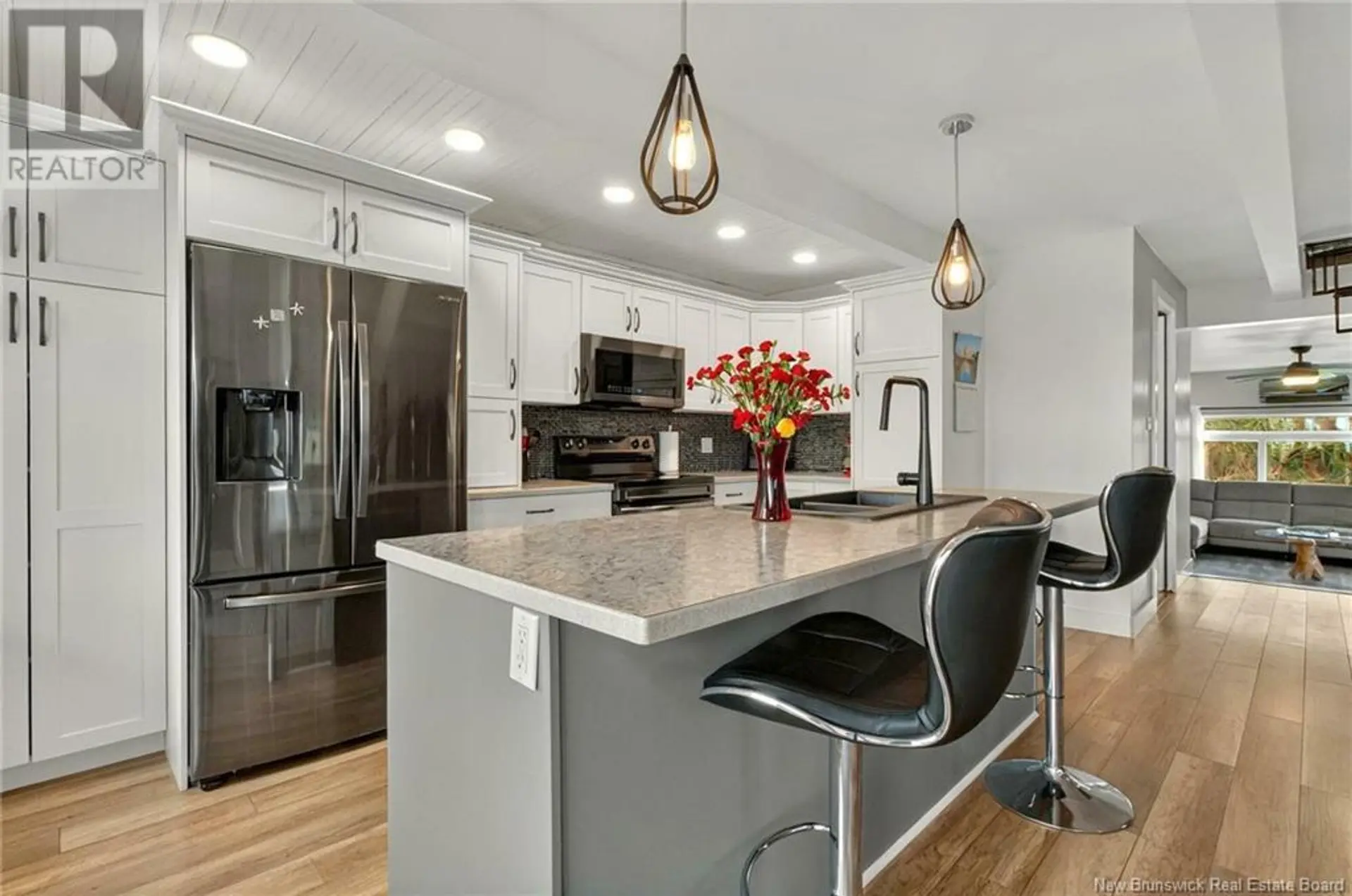 15 CôTE D'OR CRESCENT - Image 8
