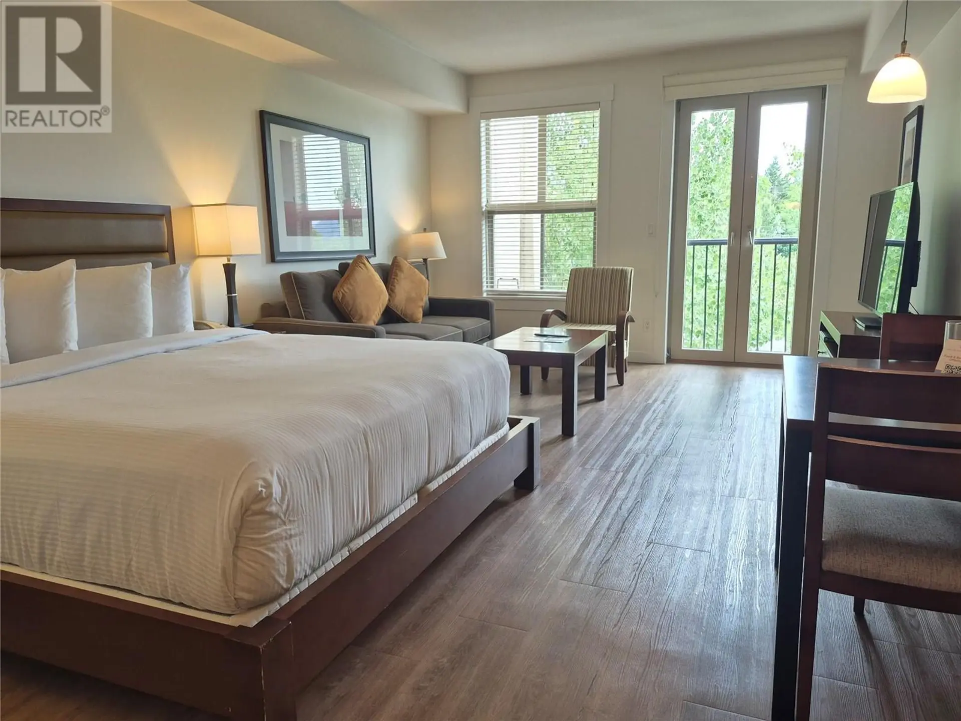 Property at #302 4200 Lakeshore Drive Drive, Osoyoos, BC