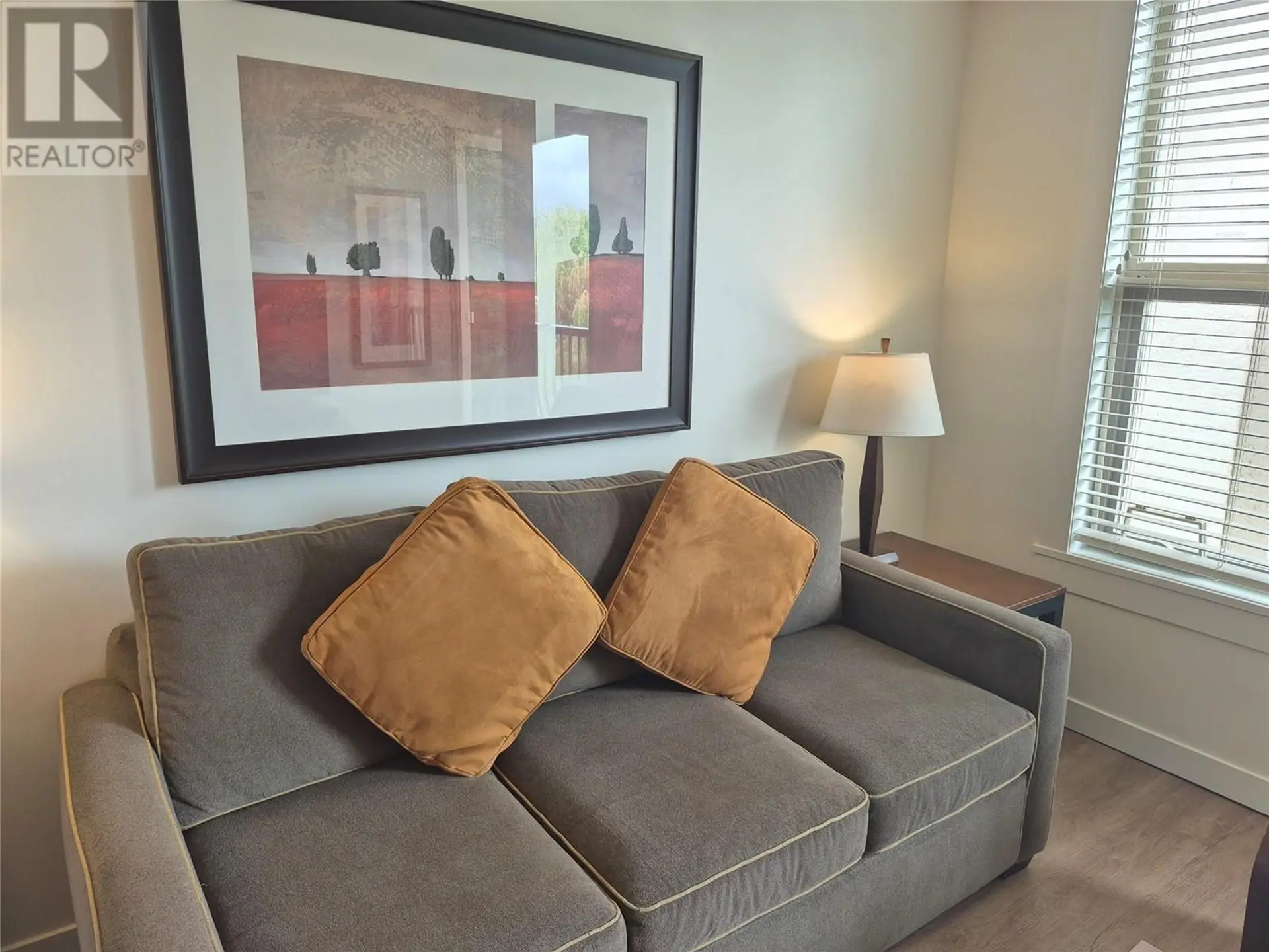 #302 4200 Lakeshore Drive Drive - Image 6